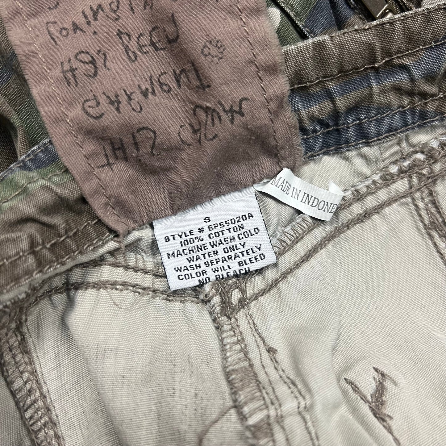 Picasso Embroidered Camo Cargo Pants - S