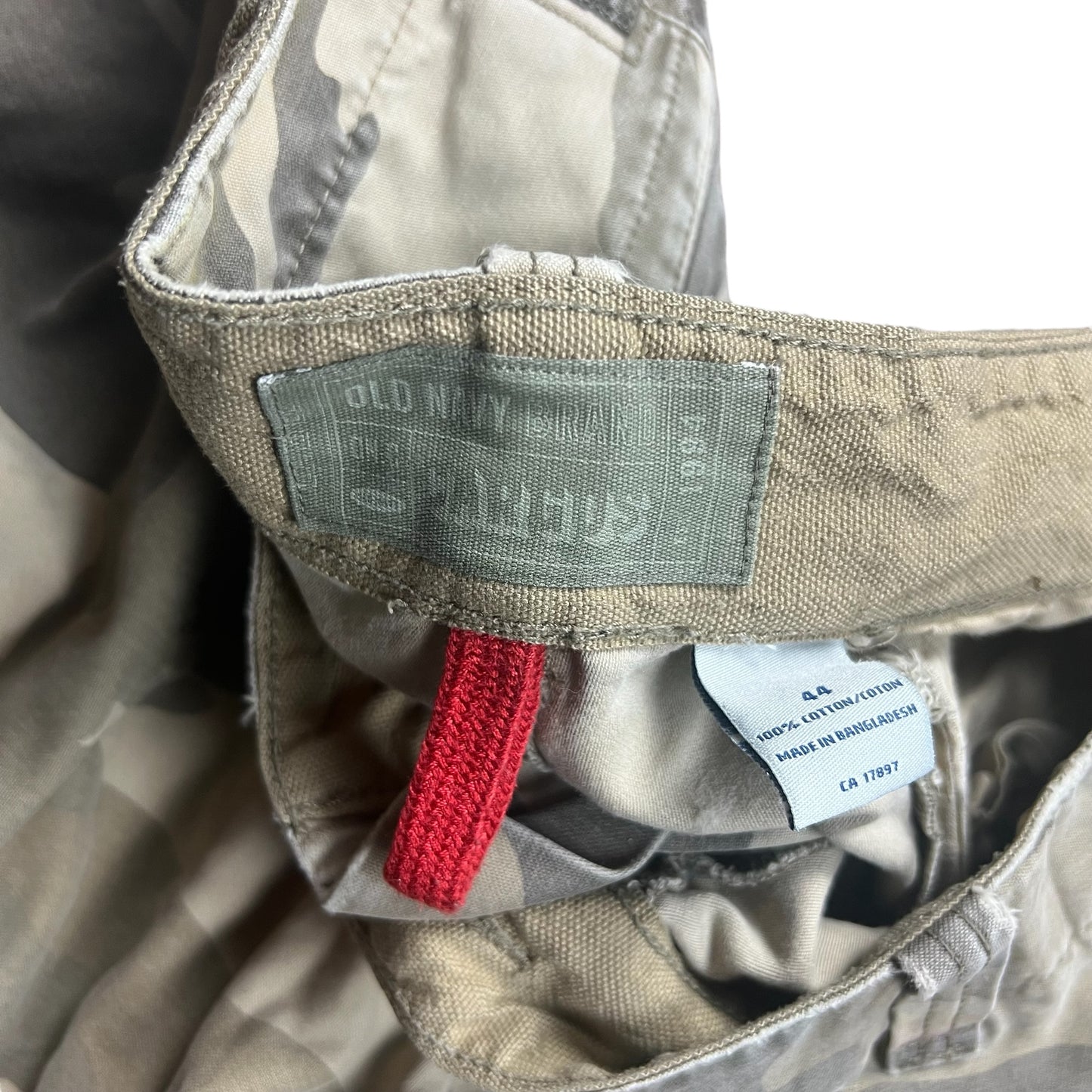 Old Navy Desert Camo Baggy Cargo Shorts - 40"