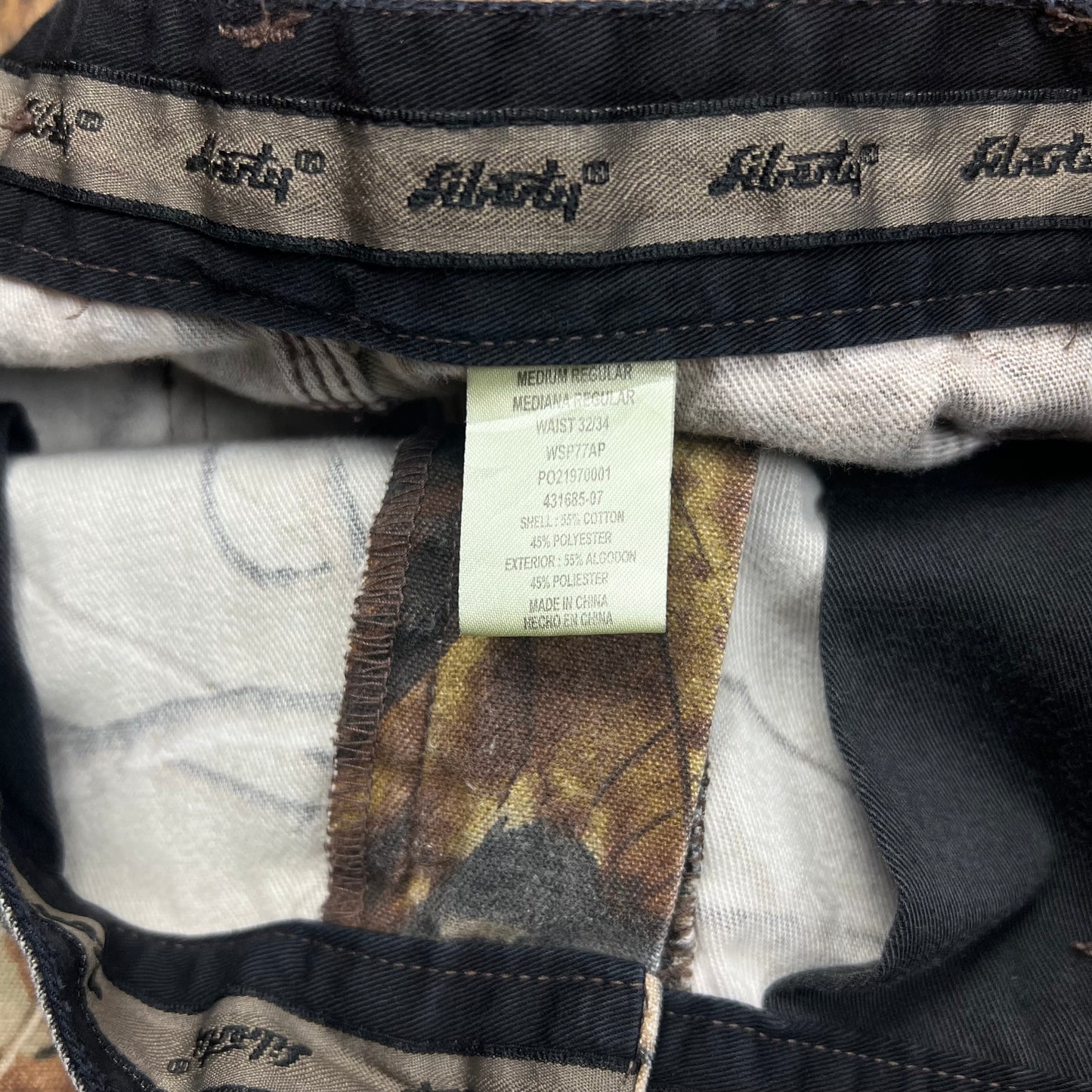 Realtree Camo Baggy Cargo Shorts - 32"