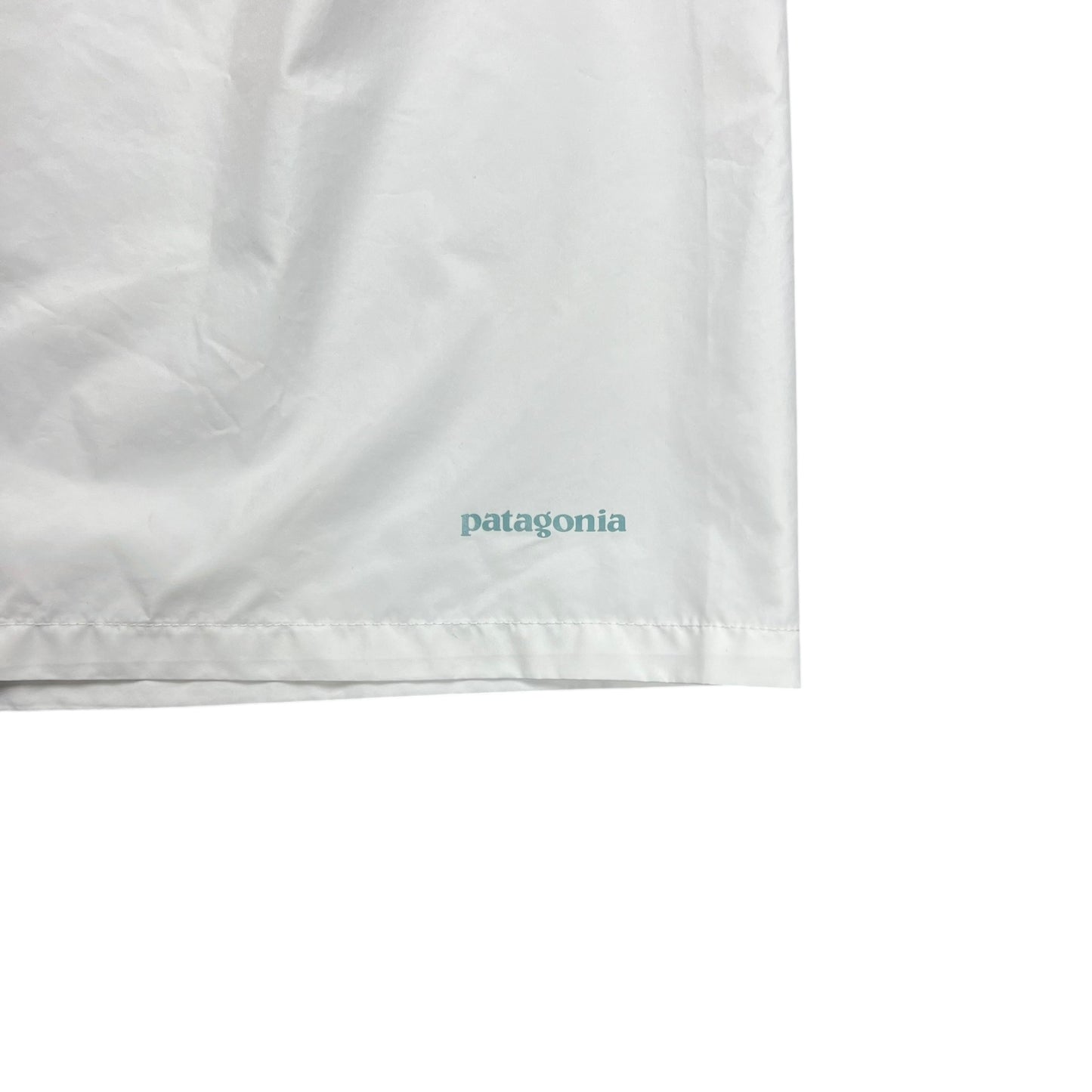 Patagonia White Worn Wear Field Shorts - M