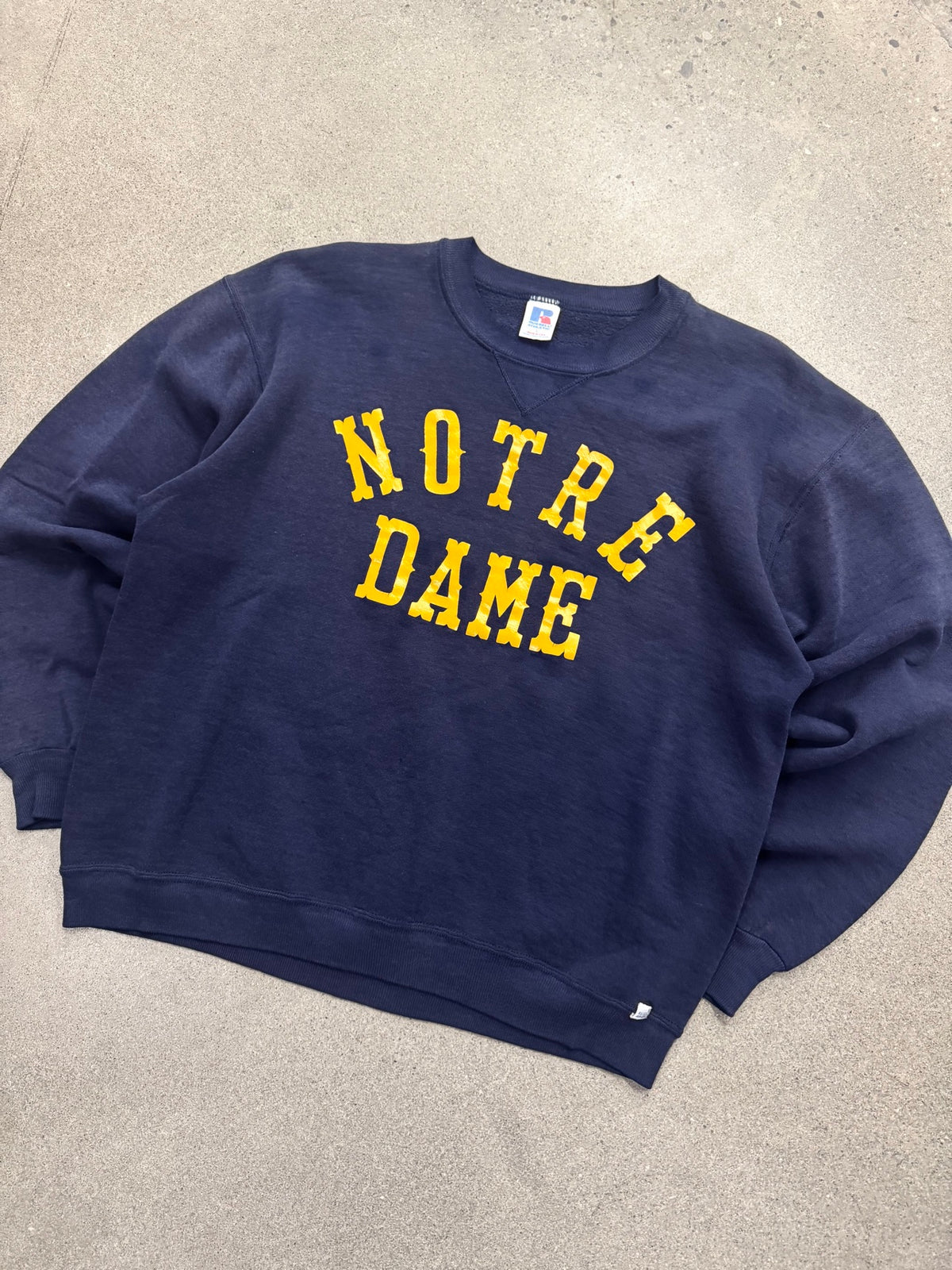 Faded Russell Athletic University of Notre Dame Crewneck Sweatshirt - L