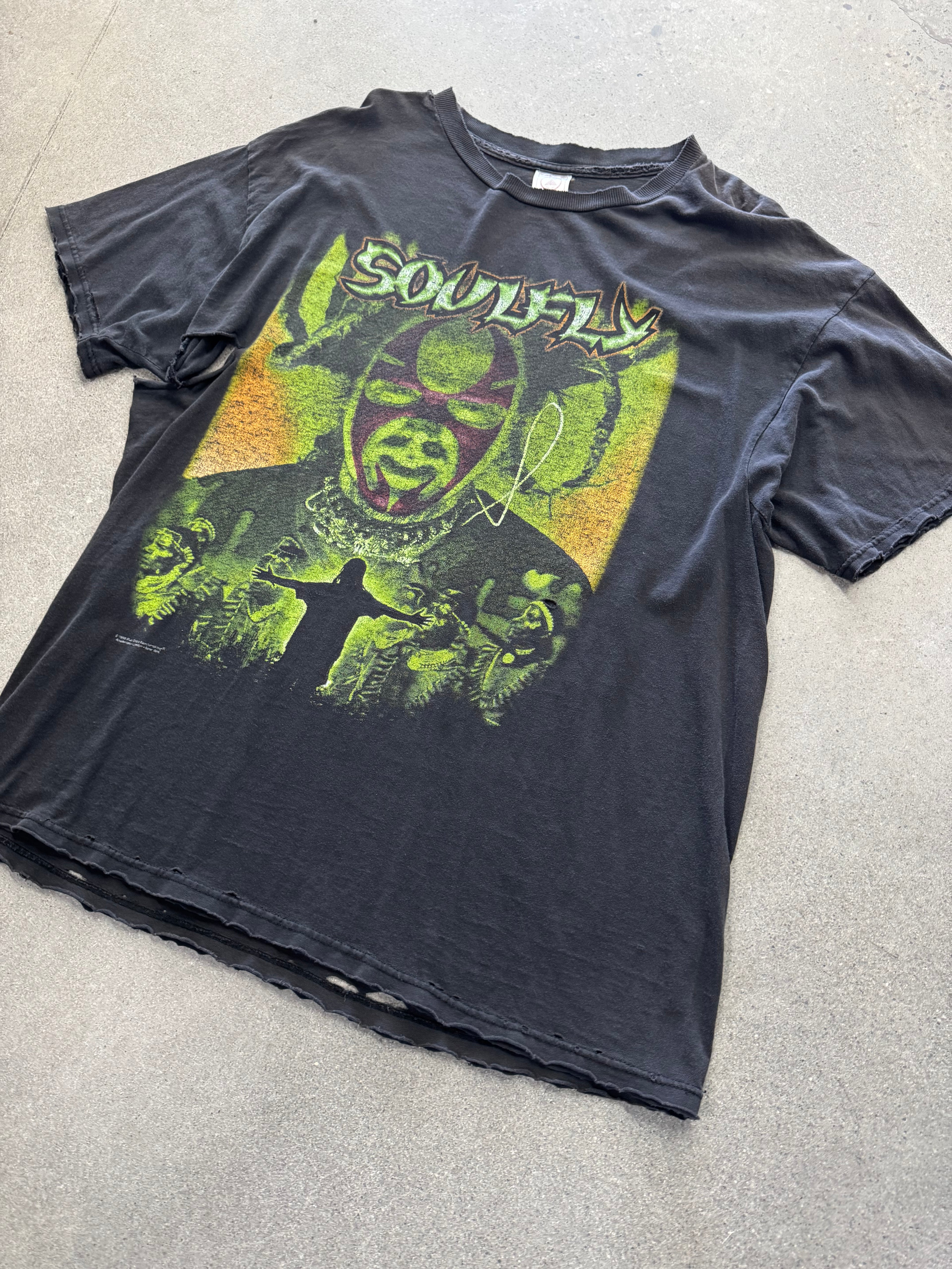 Faded 1999 Soulfly Tribe World Noise Band T-Shirt - XL