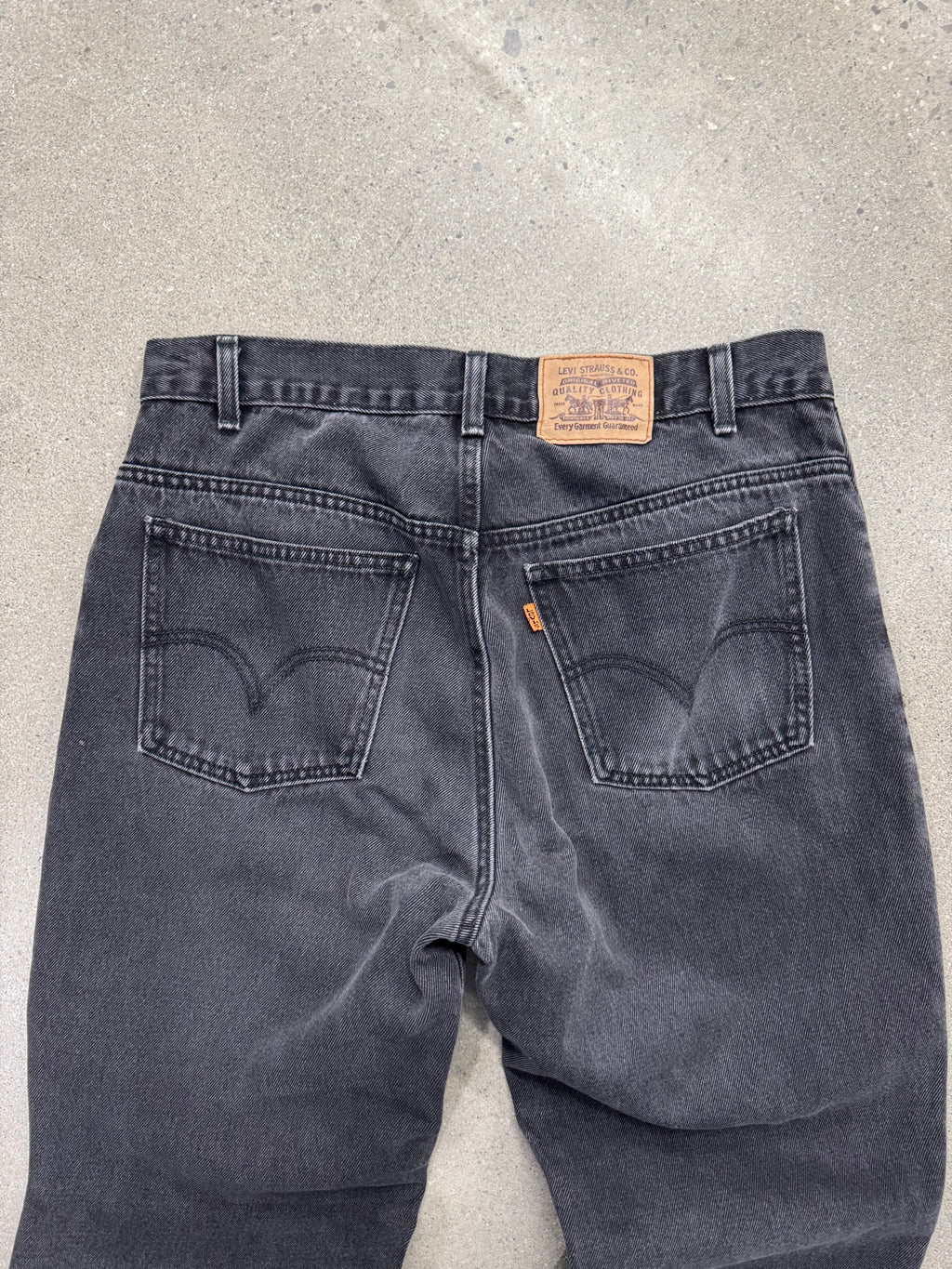 Faded Levi's Orange Tab Jeans - 32"
