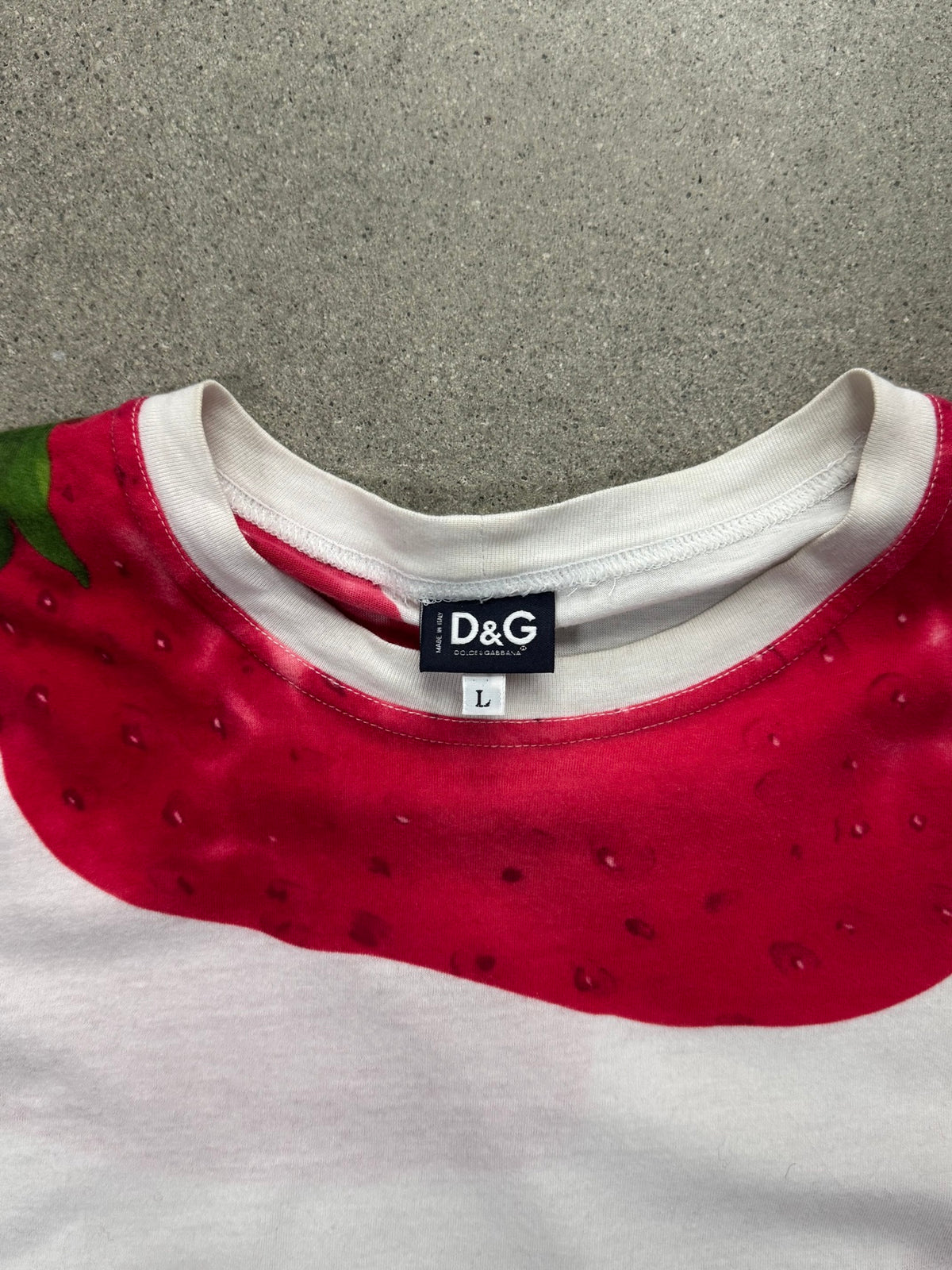 Dolce & Gabbana Strawberry T-Shirt - M