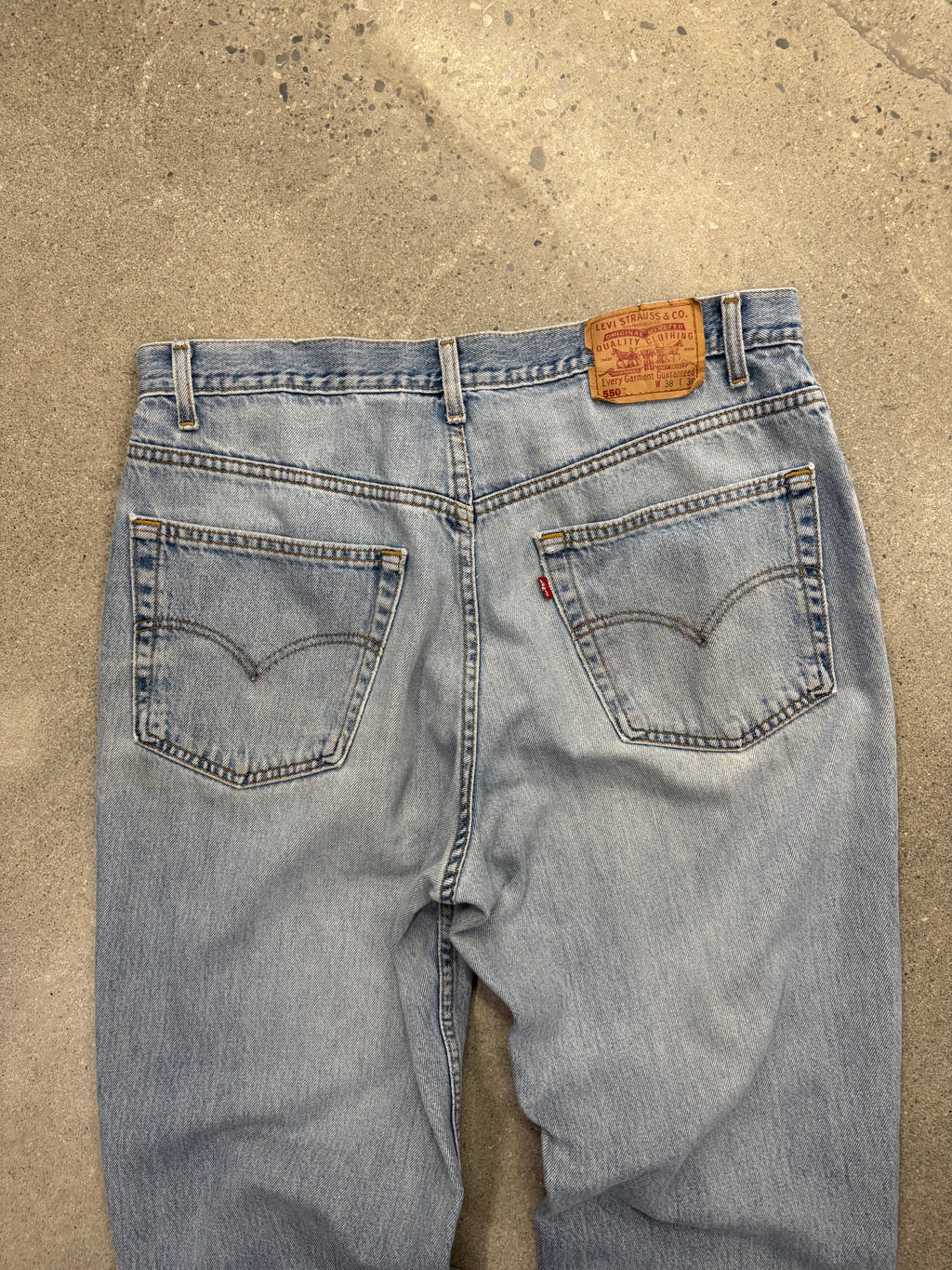 Faded & Distressed Levi’s 550 Jeans - 35”