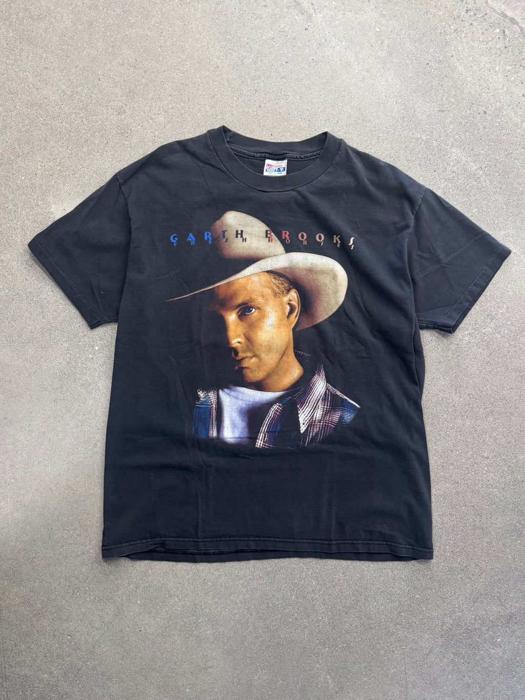 Ausgeblichenes Garth Brooks Fresh Horses Tour T-Shirt von 1996 – XL