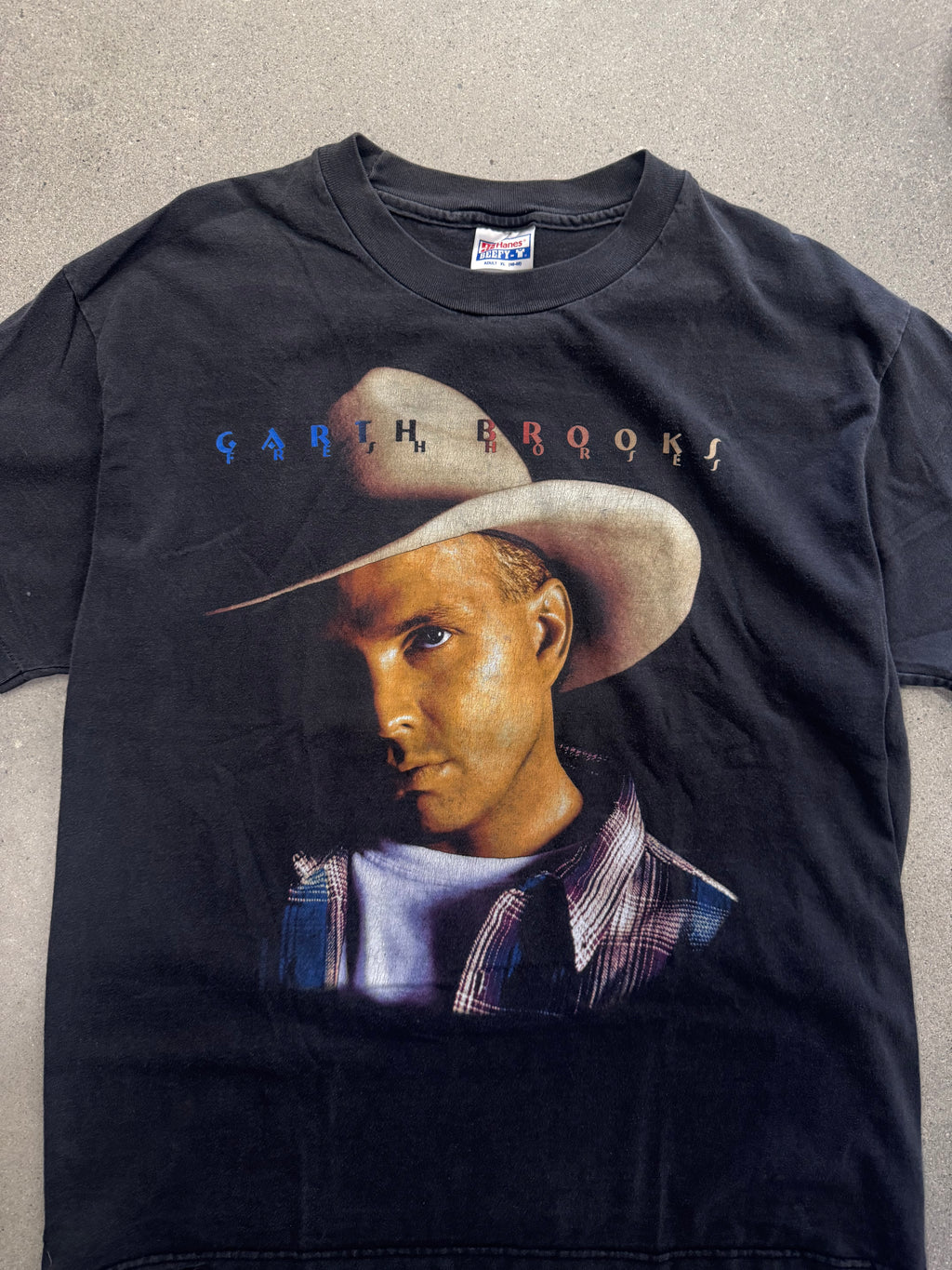 Ausgeblichenes Garth Brooks Fresh Horses Tour T-Shirt von 1996 – XL
