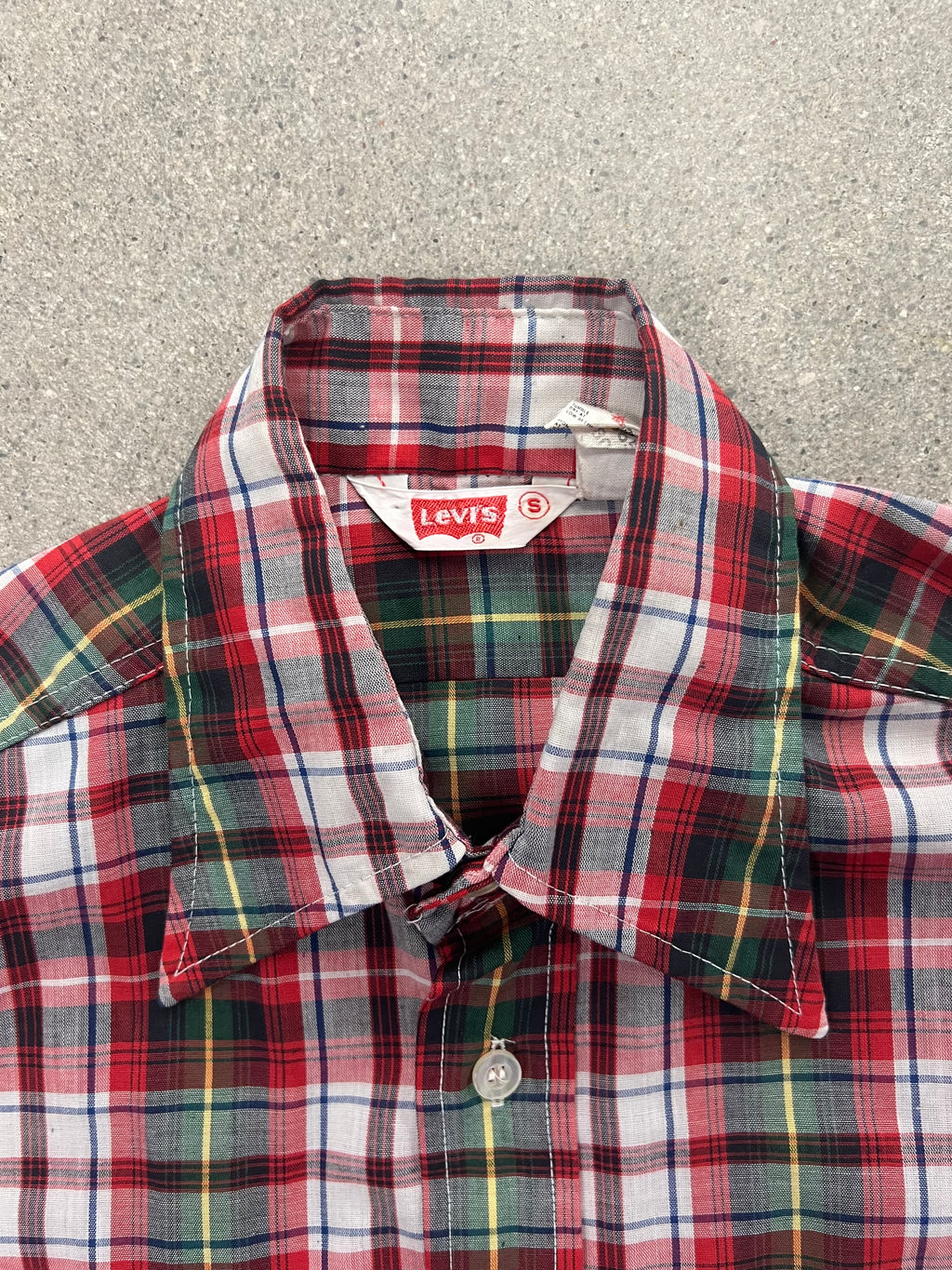 Levi’s Western Plaid Button-Up Shirt - S