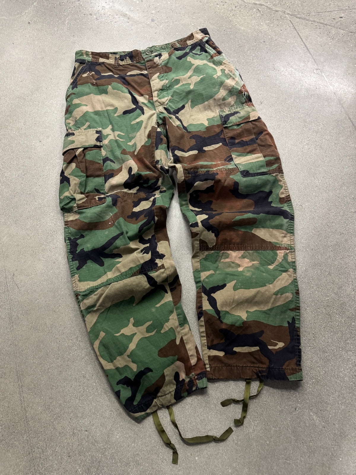 Lion Apparel Military Woodland Camo Cargo Pants - 32"