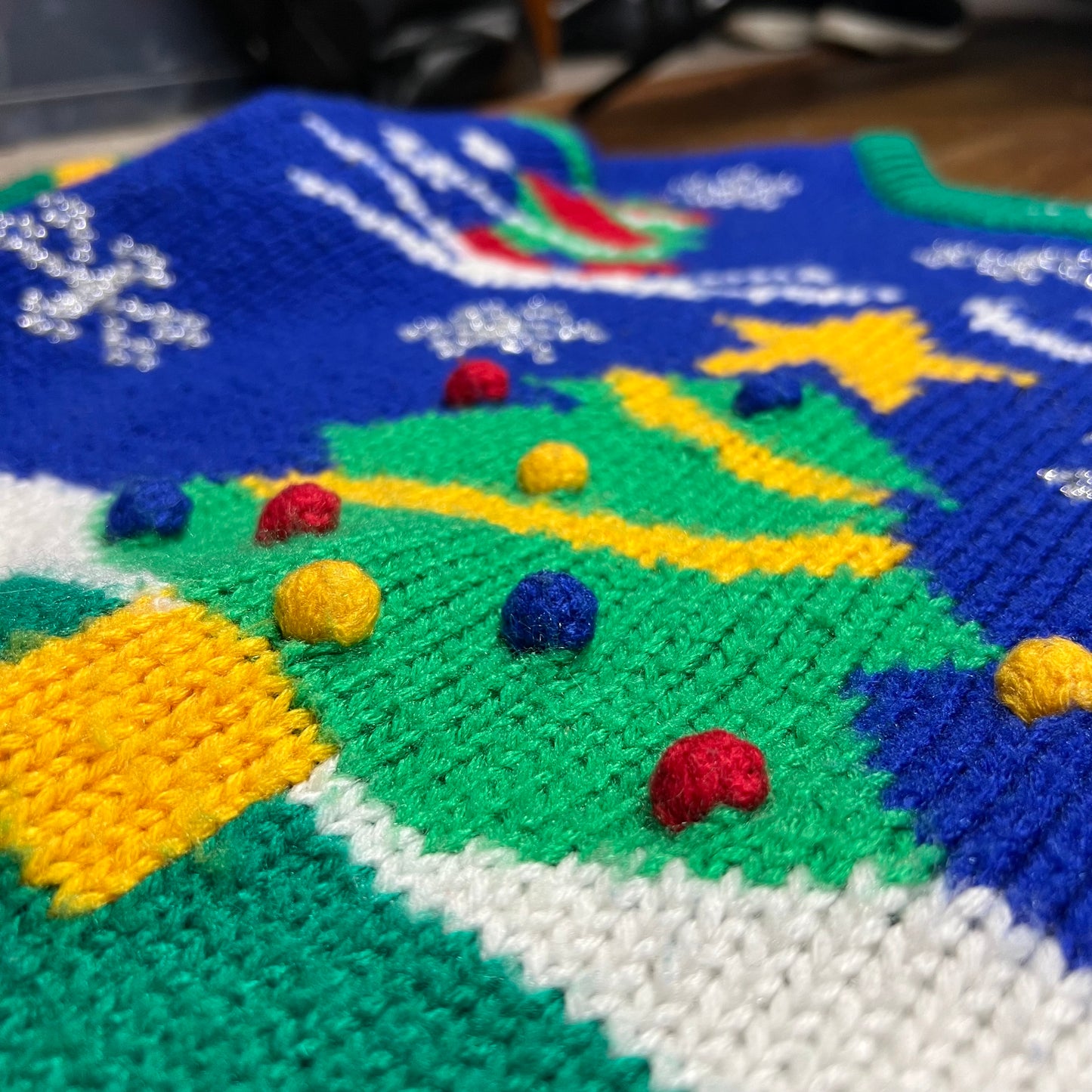 Amanda Smith 3D Knit Christmas Sweater - M