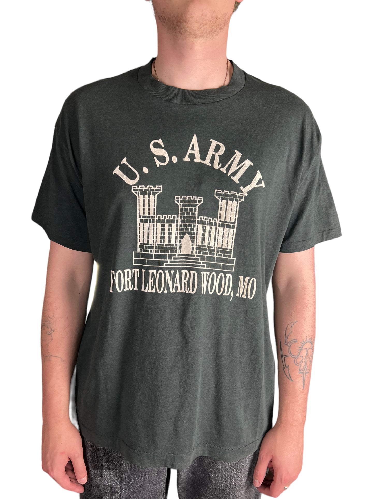 Fort Leonard U.S. Army T-shirt - XL