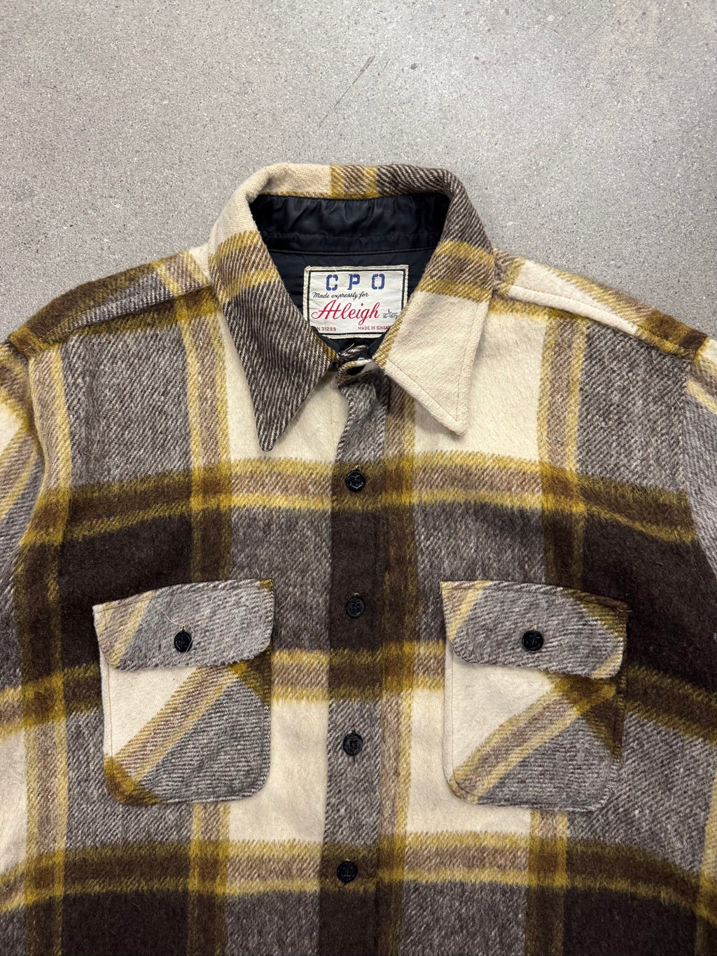Atleigh C.P.O. Plaid Button-Up Flannel Jacket - L