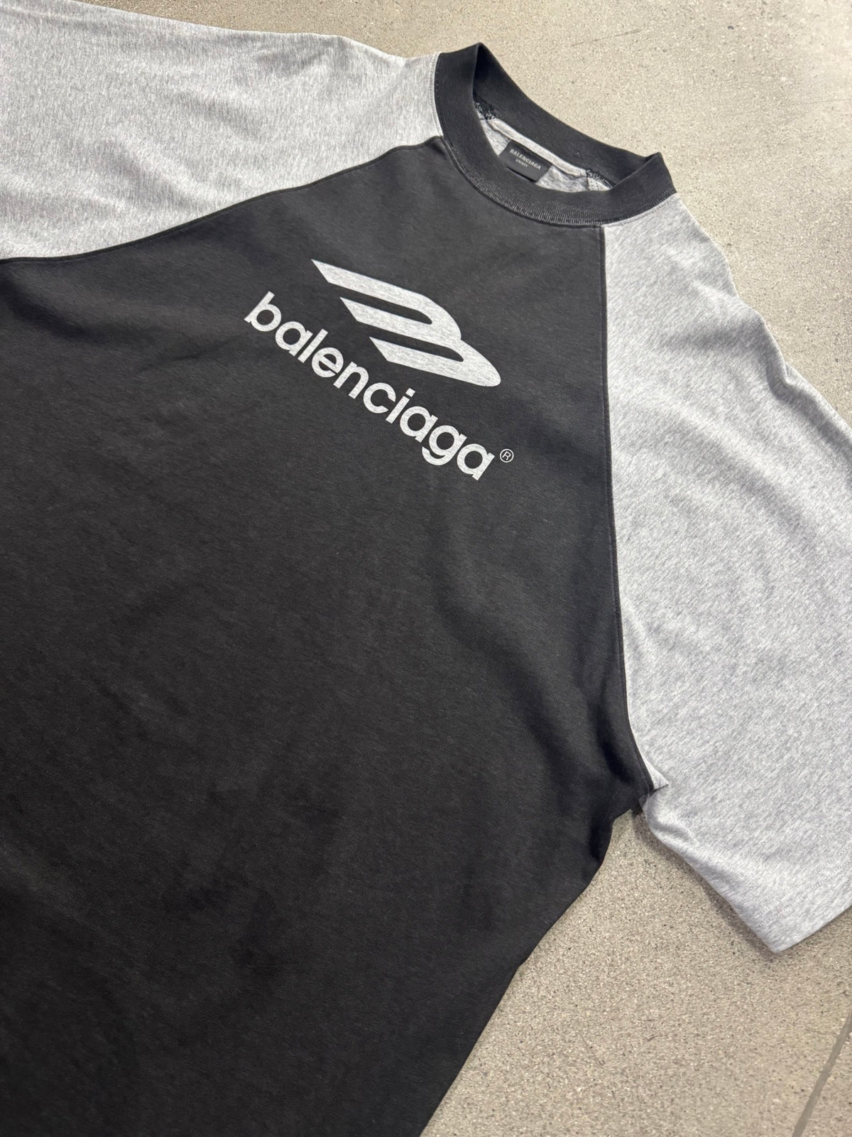 Balenciaga 3B Raglan T-Shirt - XXL (4)