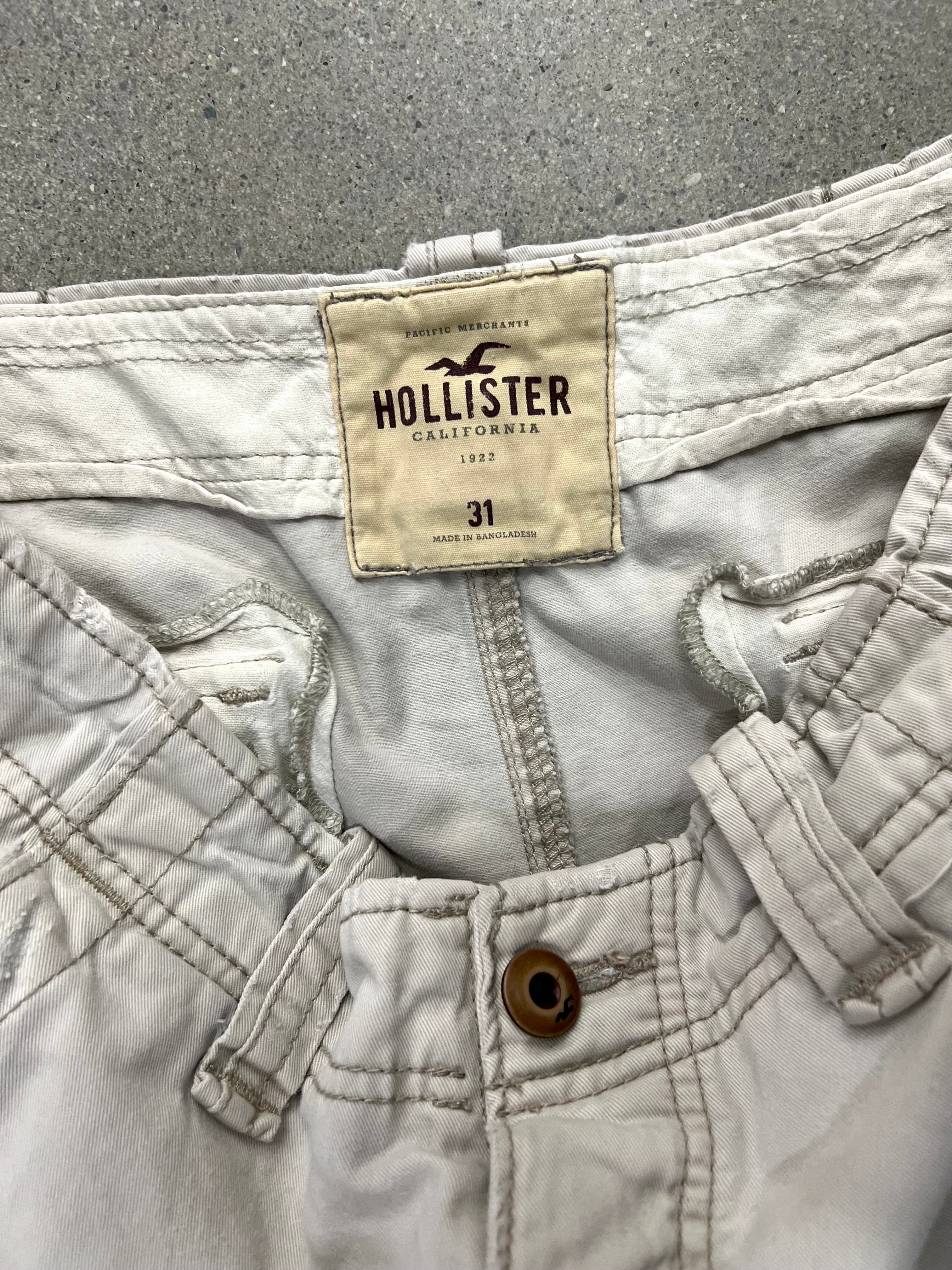 Hollister Baggy Seagull Cargo Shorts - 34”