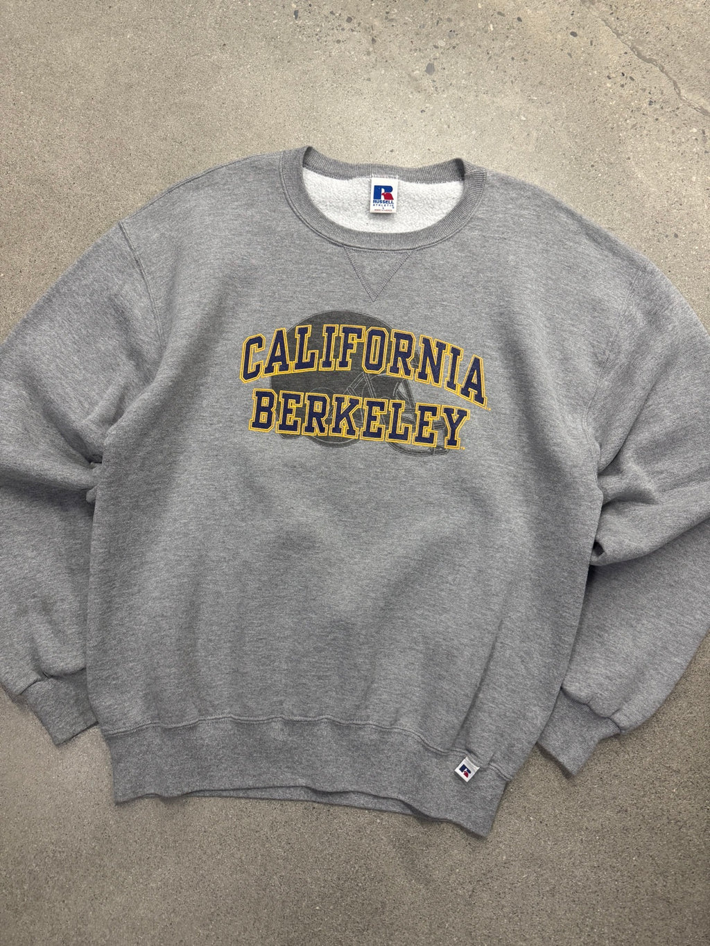 Russell Athletic University of California Berkeley Crewneck Sweatshirt - L
