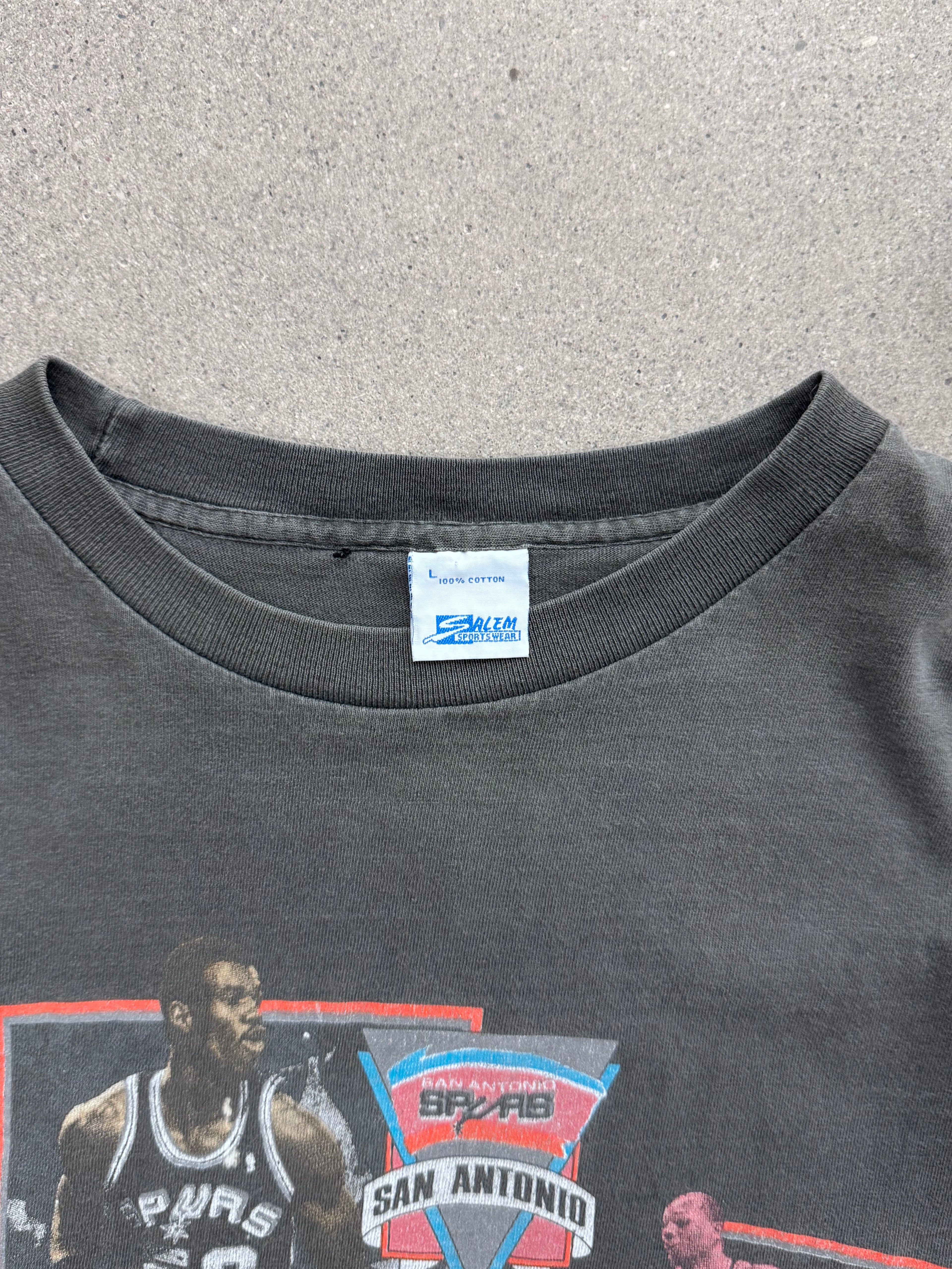 Ausgebleichtes 1990 Salem Sportswear San Antonio Spurs NBA T-Shirt - L