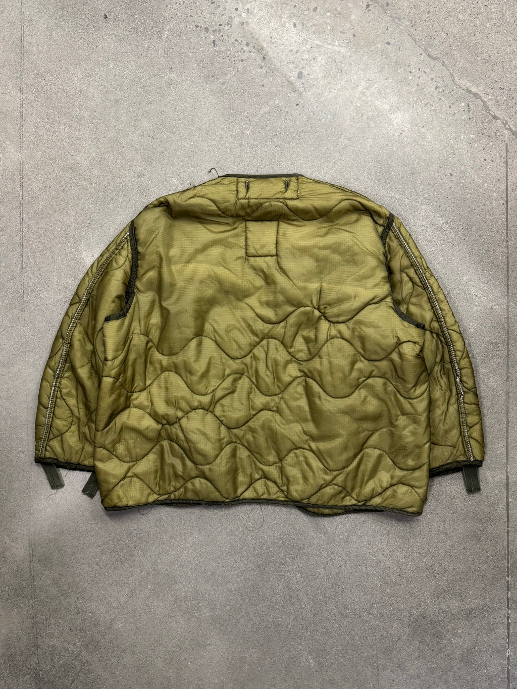 U.S. ARMY M-65 Quilted Field Jacket Liner - L