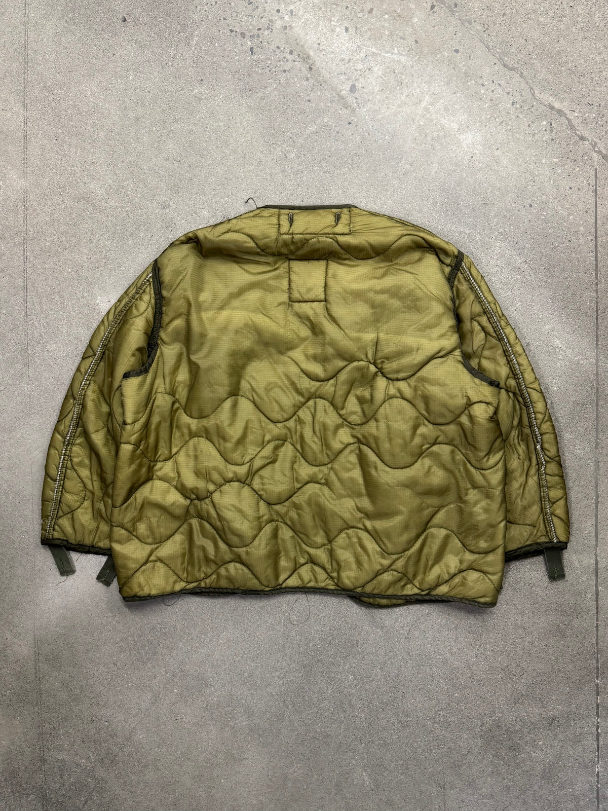 U.S. ARMY M-65 Quilted Field Jacket Liner - L
