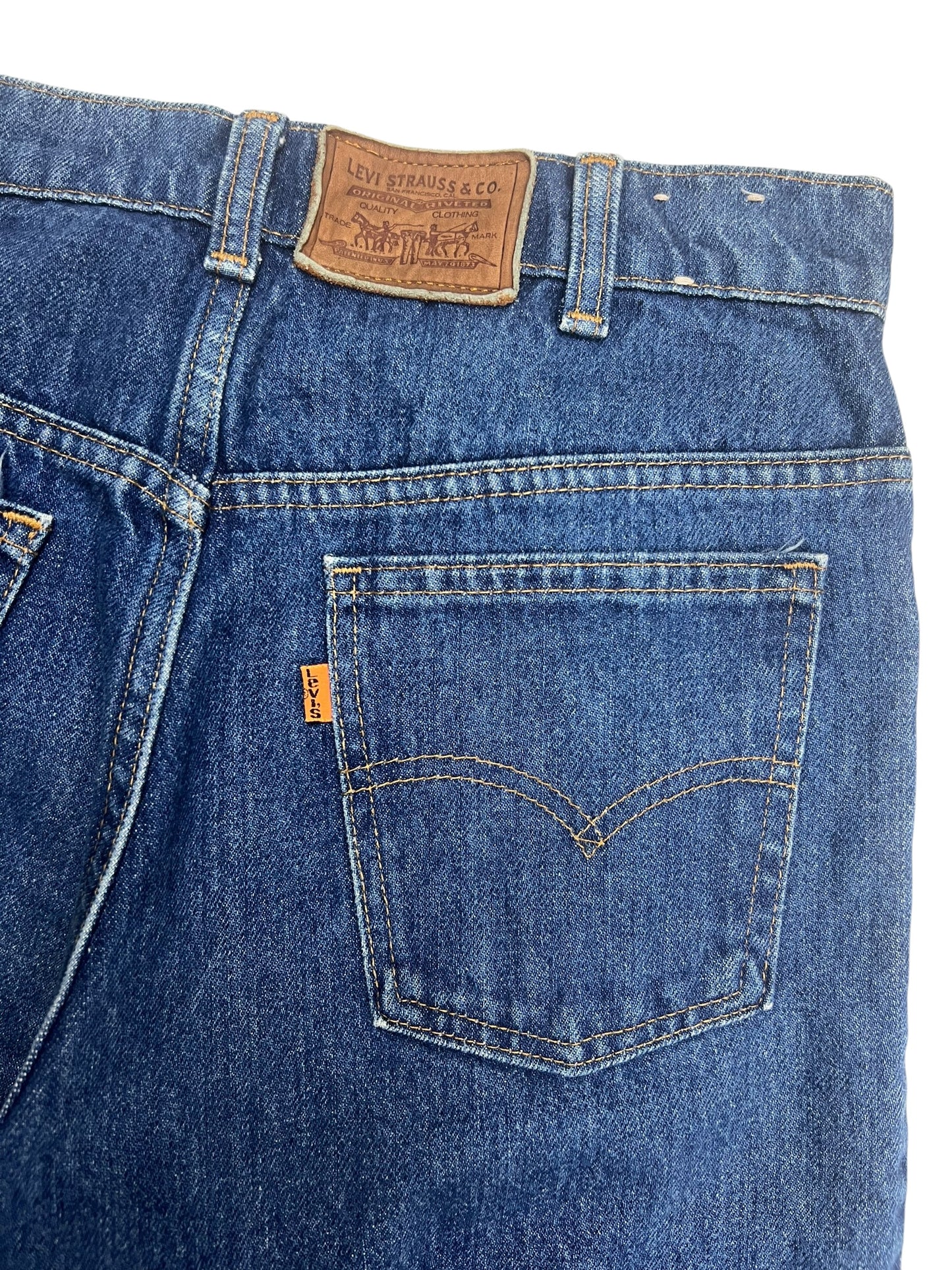 Levi’s Western Orange Tab Blue Jeans - 28”