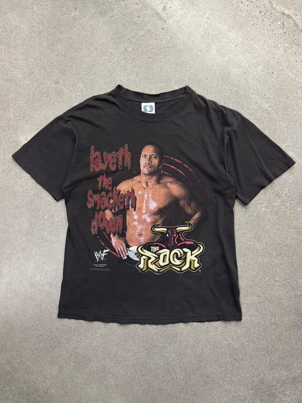 Faded 2002 The Rock Layeth The Smacketh Down WWF T-Shirt - L
