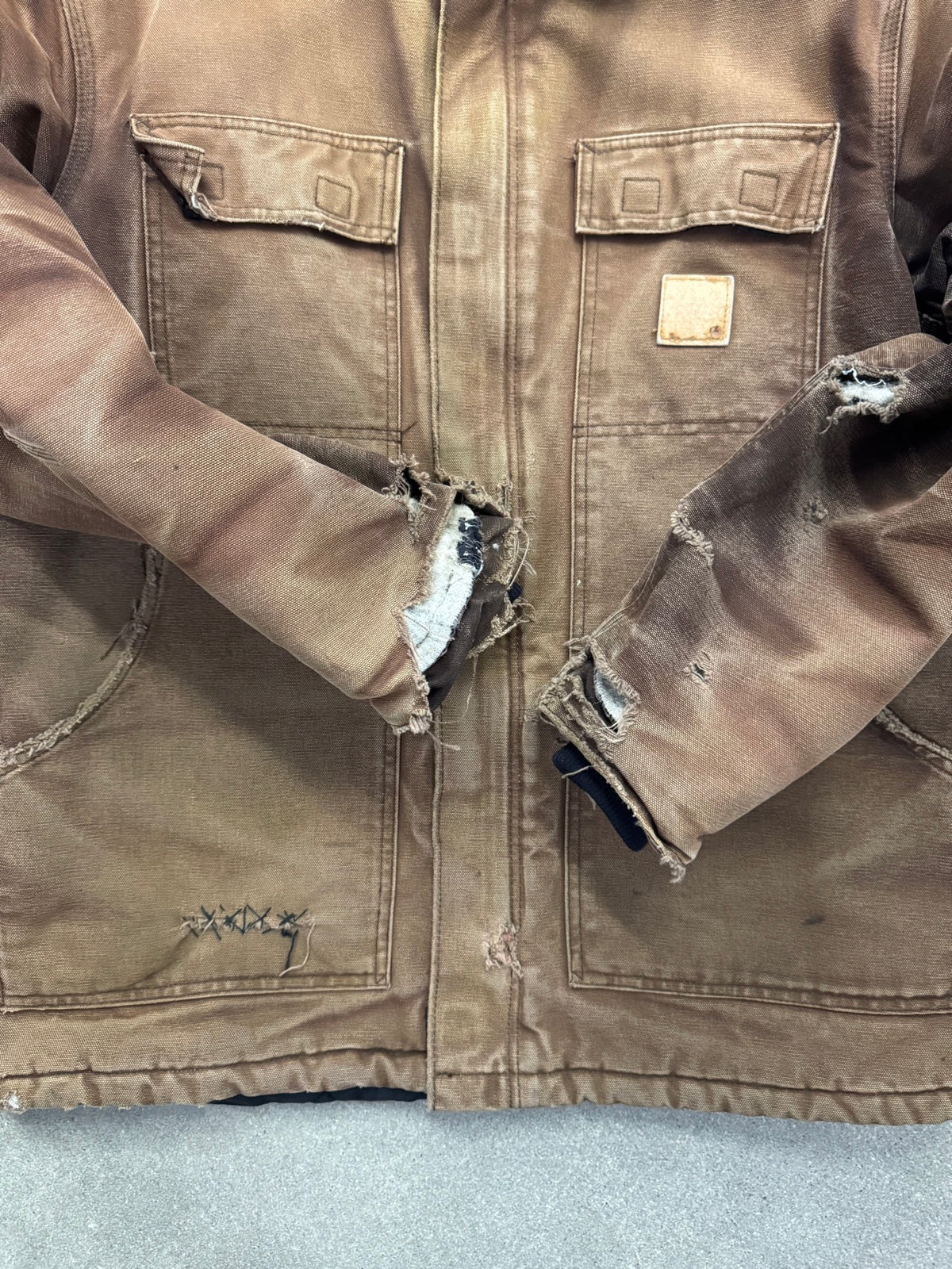 Faded & Distressed Carhartt Chore Work Jacket - L
