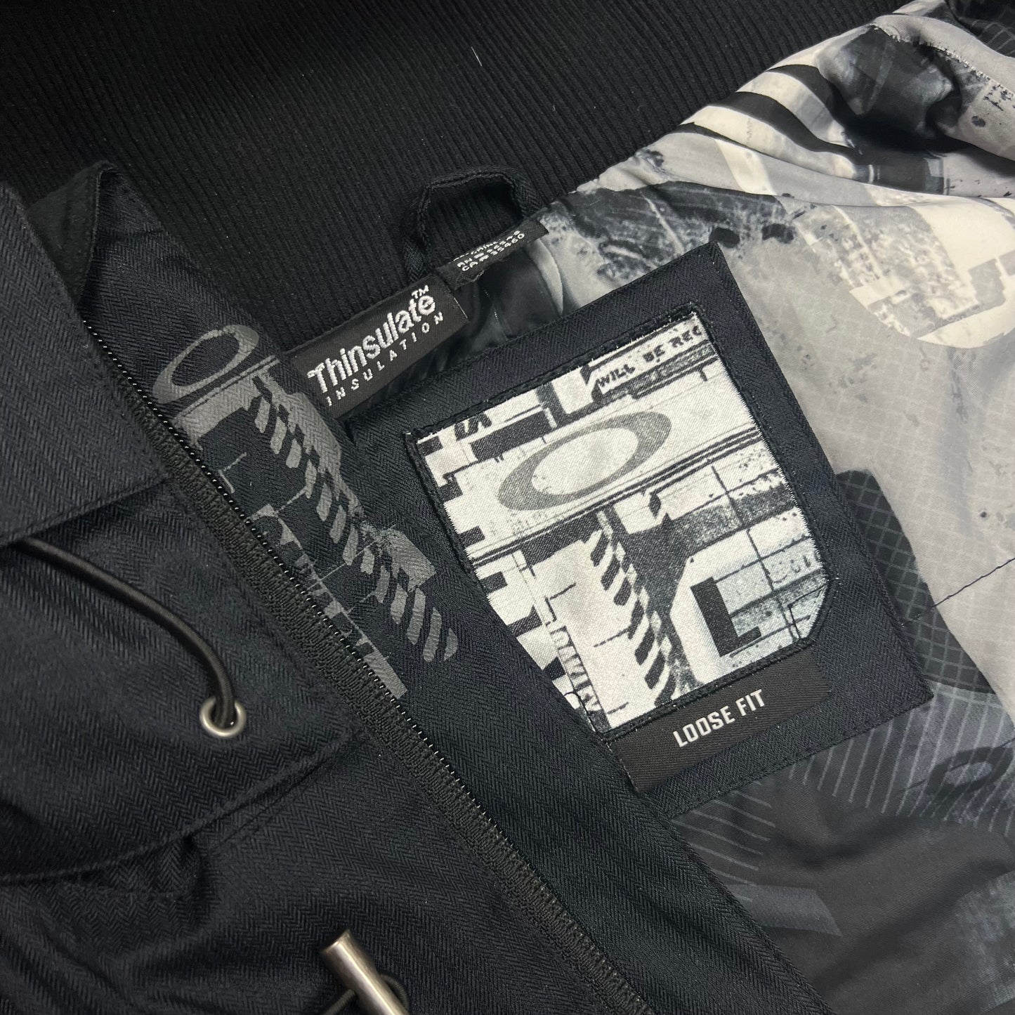 Oakley Loose Fit Thinsulate Ski Jacket - L