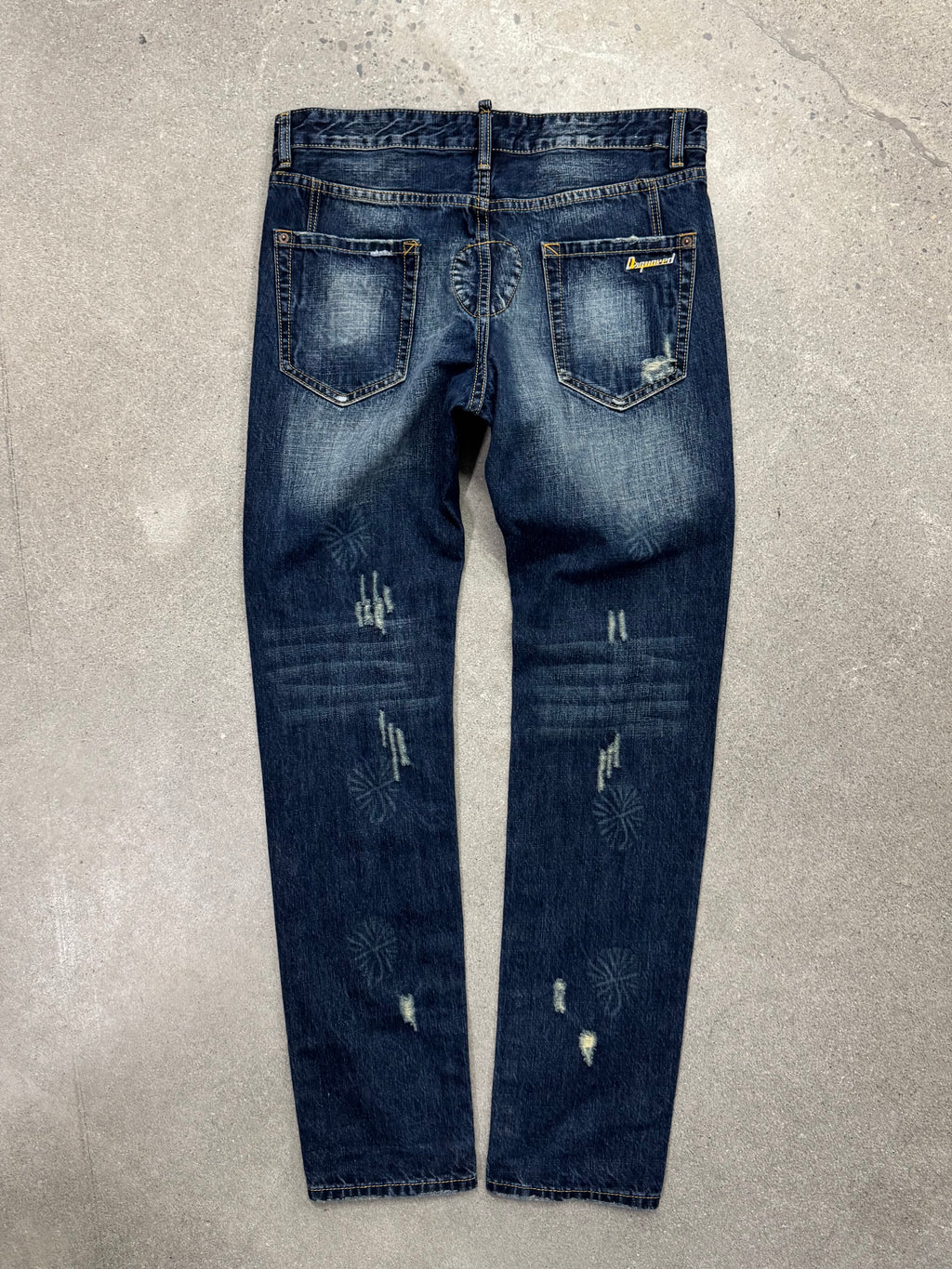 Dsquared2 Faded & Distressed Jeans - 33”