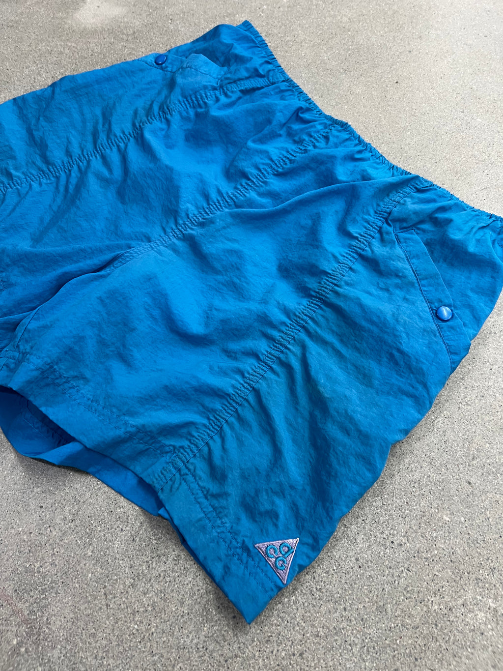 Nike ACG Shorts - S