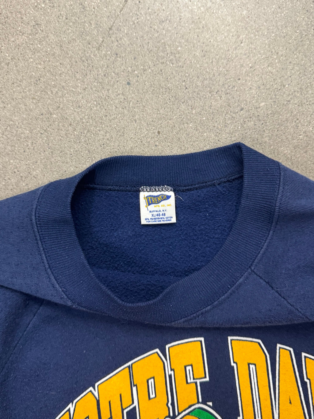 University of Notre Dame Fightin' Irish Crewneck Sweatshirt - XL