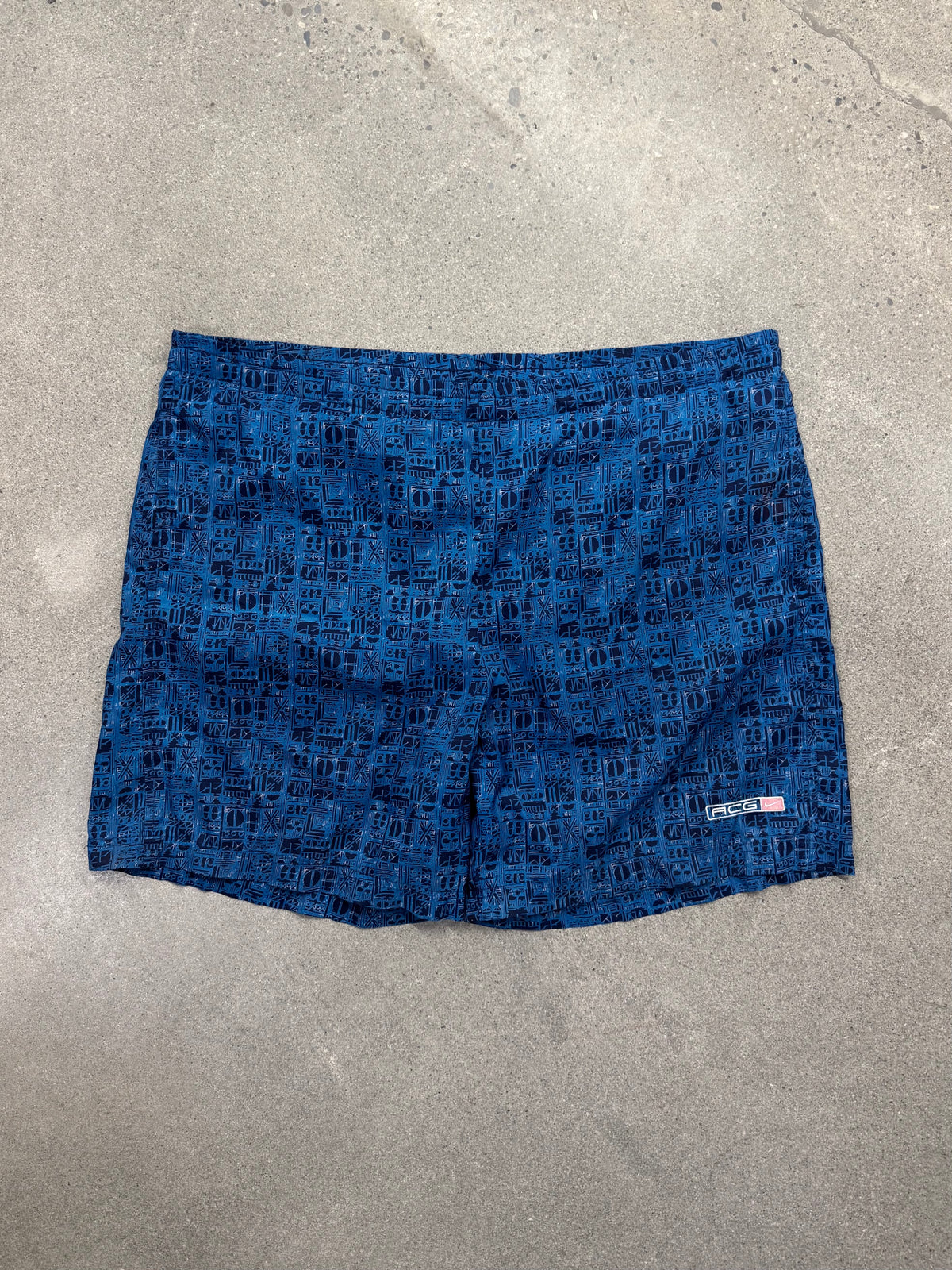 Nike ACG Nylon Shorts - XL