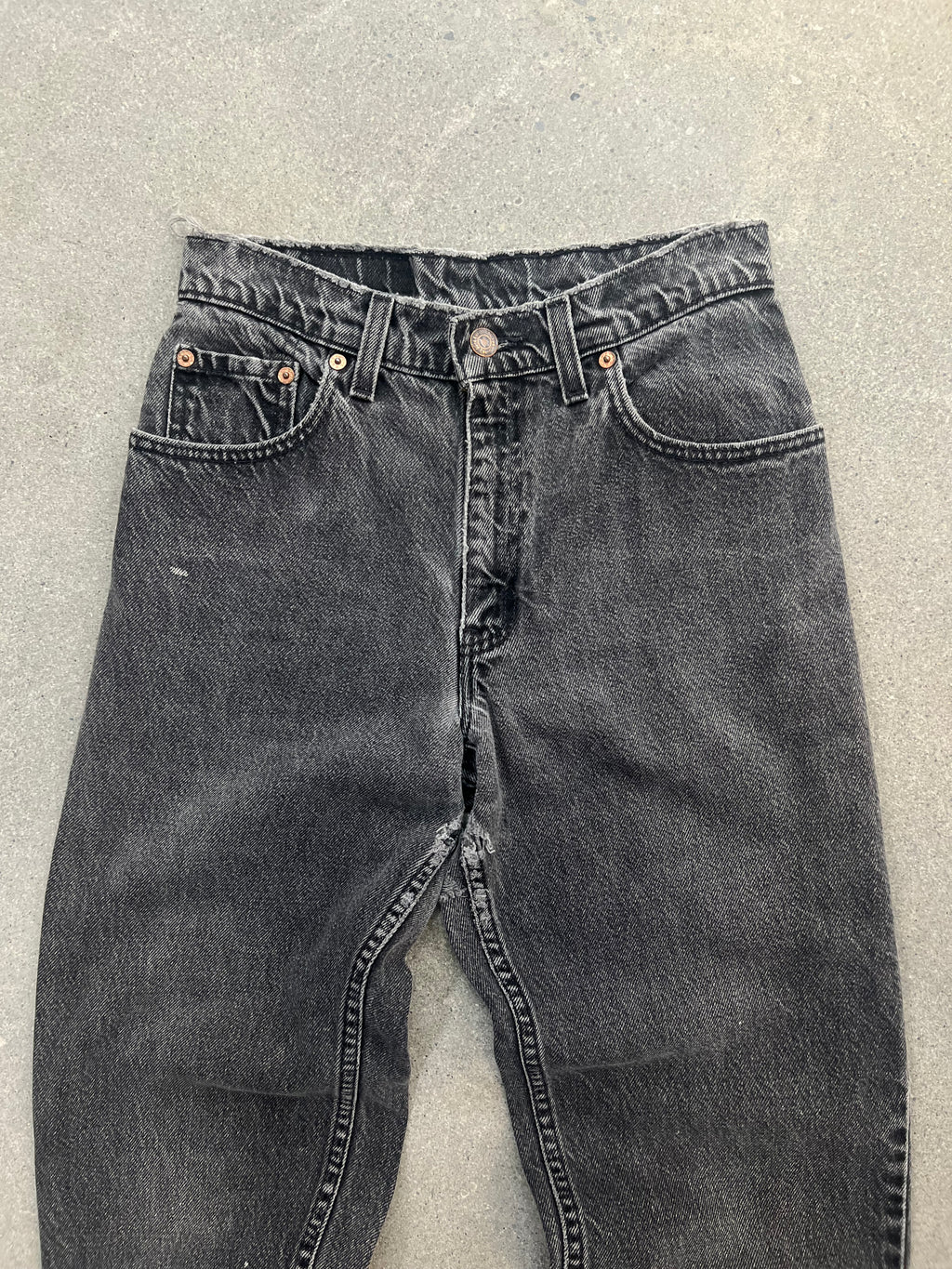 Faded Levi’s 550 Jeans - 26”