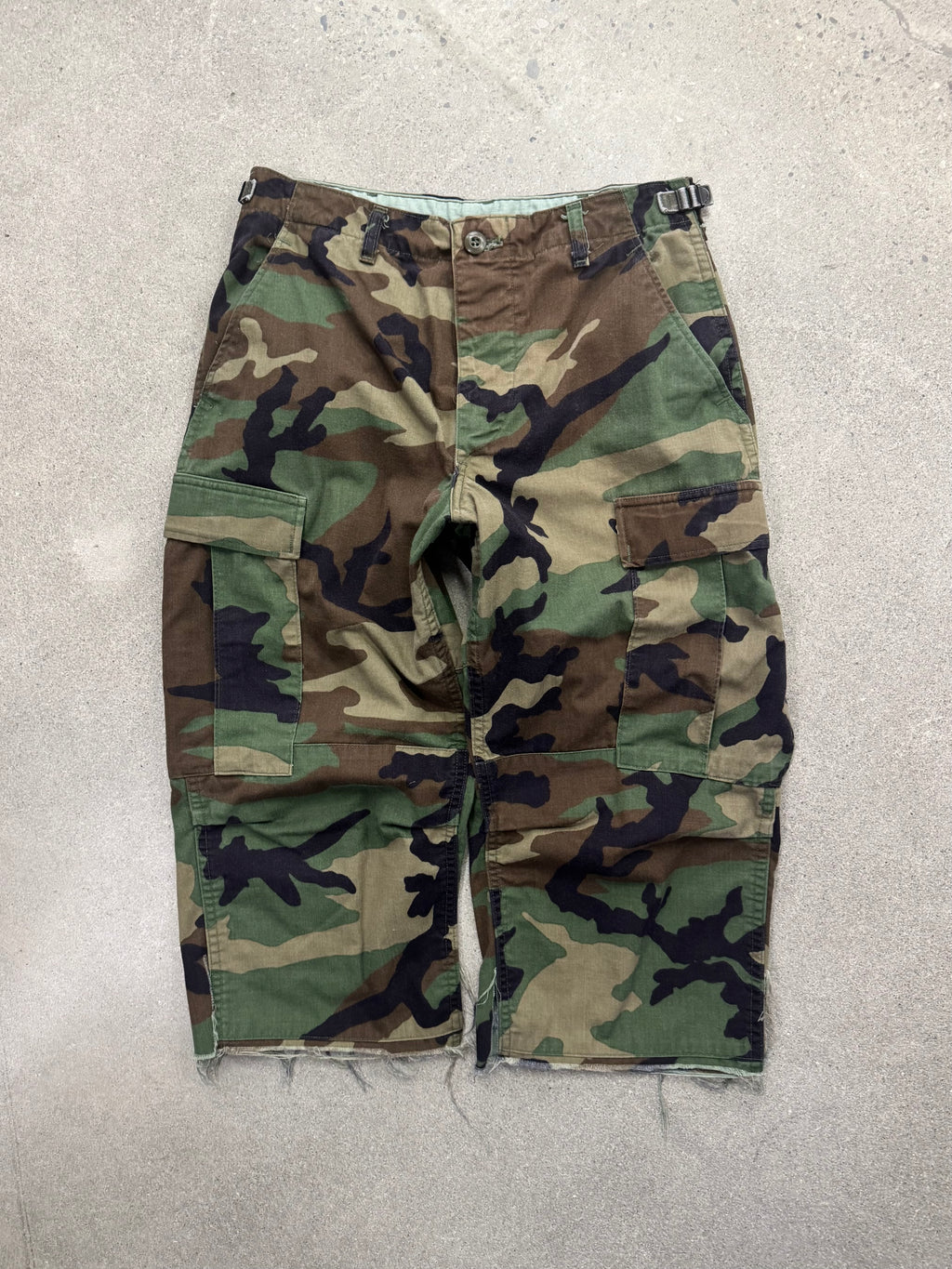 Woodland Camo ARMY Capris - 30”