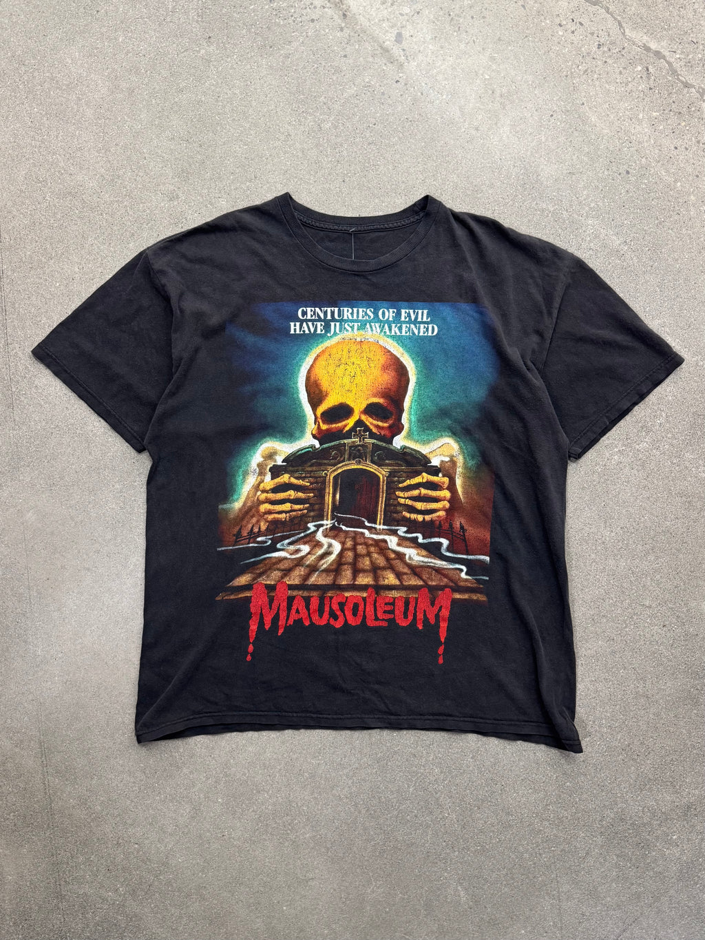 Mausoleum Horror Movie T-Shirt - XL