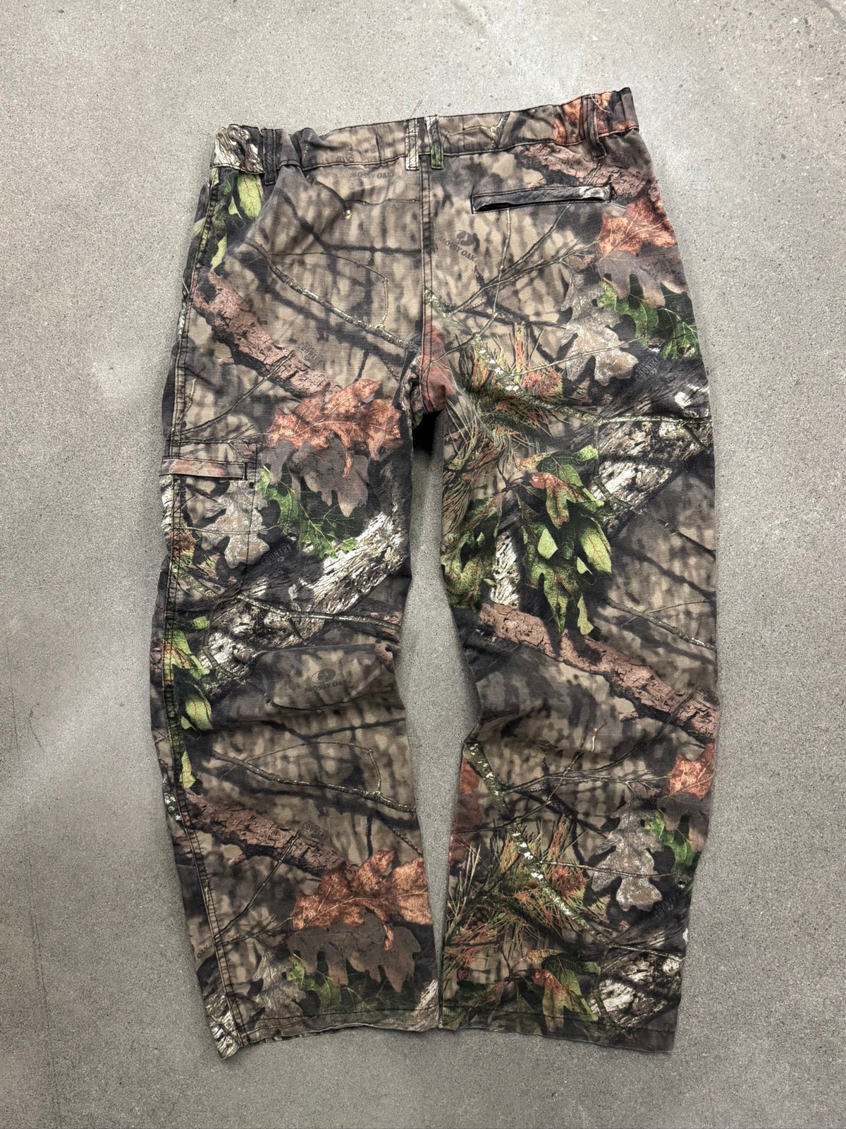 Rustic Ridge Mossy Oak Camo Cargo Pants - 36"