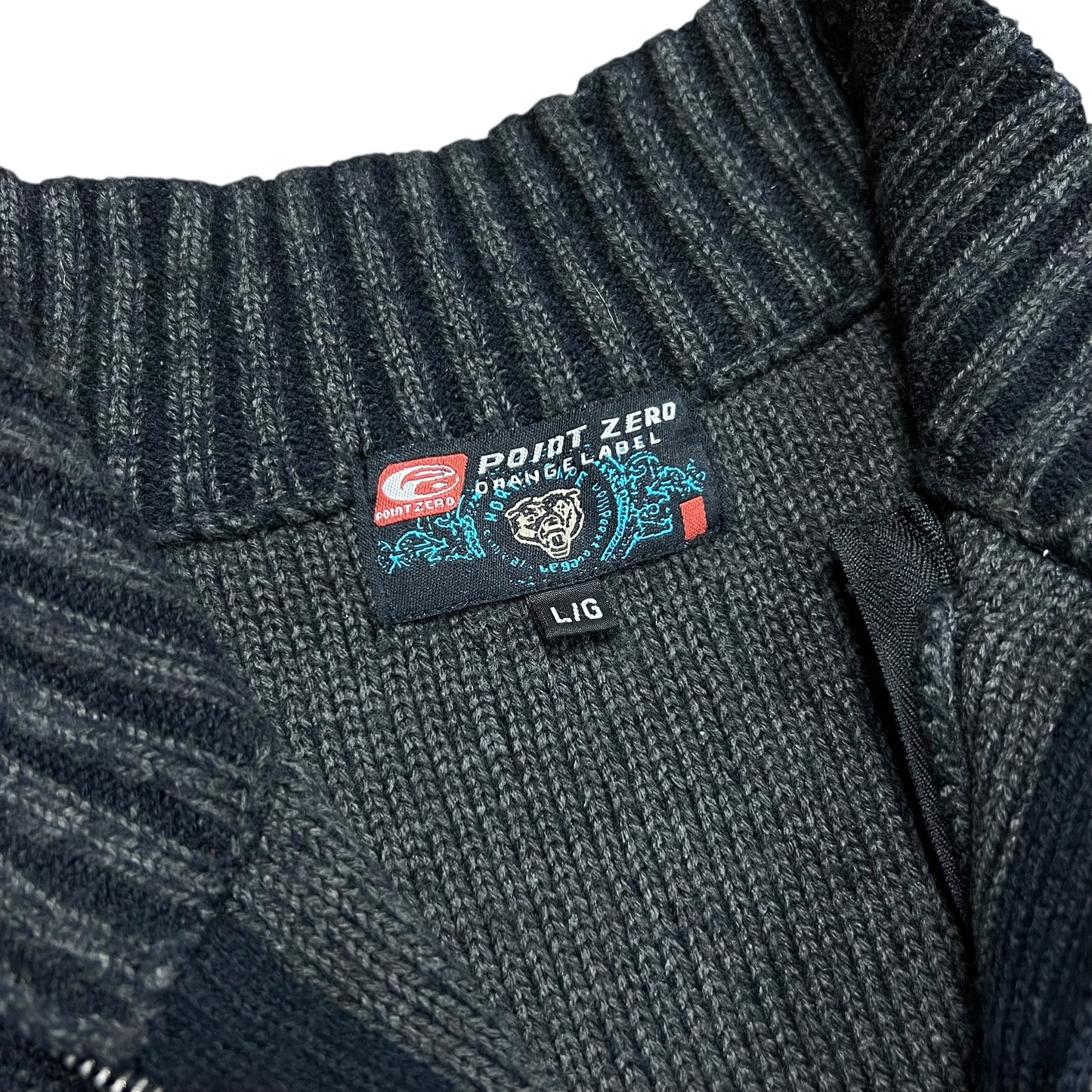 Point Zero Ripped & Striped Sweater - L