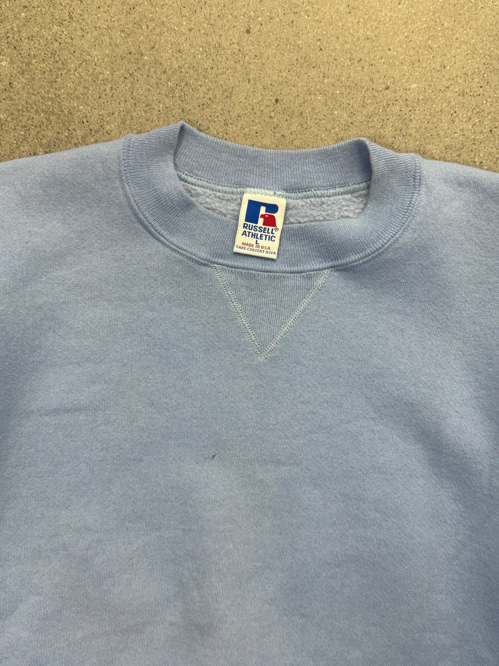 Russell Athletic Blank Crewneck Sweatshirt - L