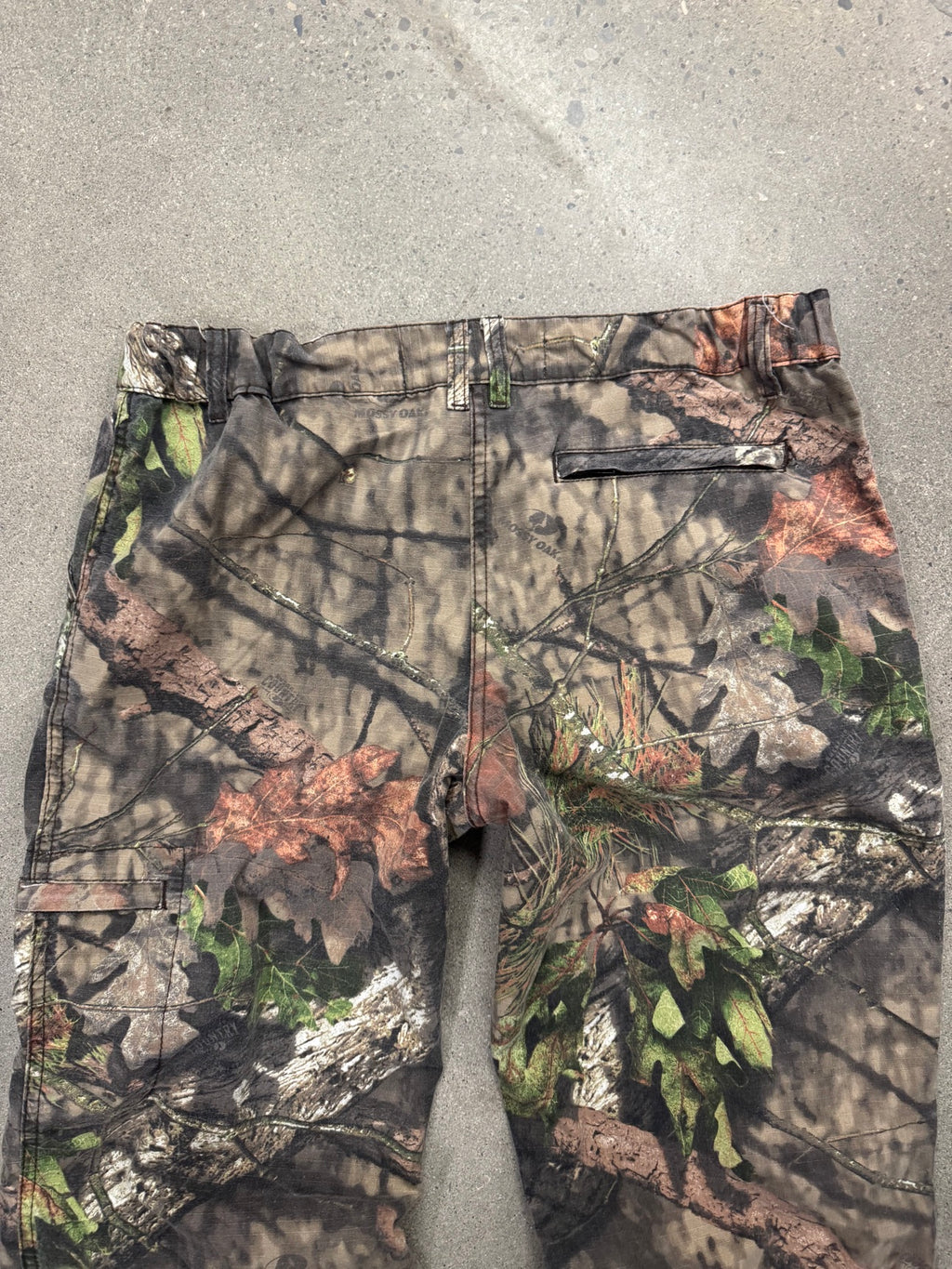 Rustic Ridge Mossy Oak Camo Cargo Pants - 36"