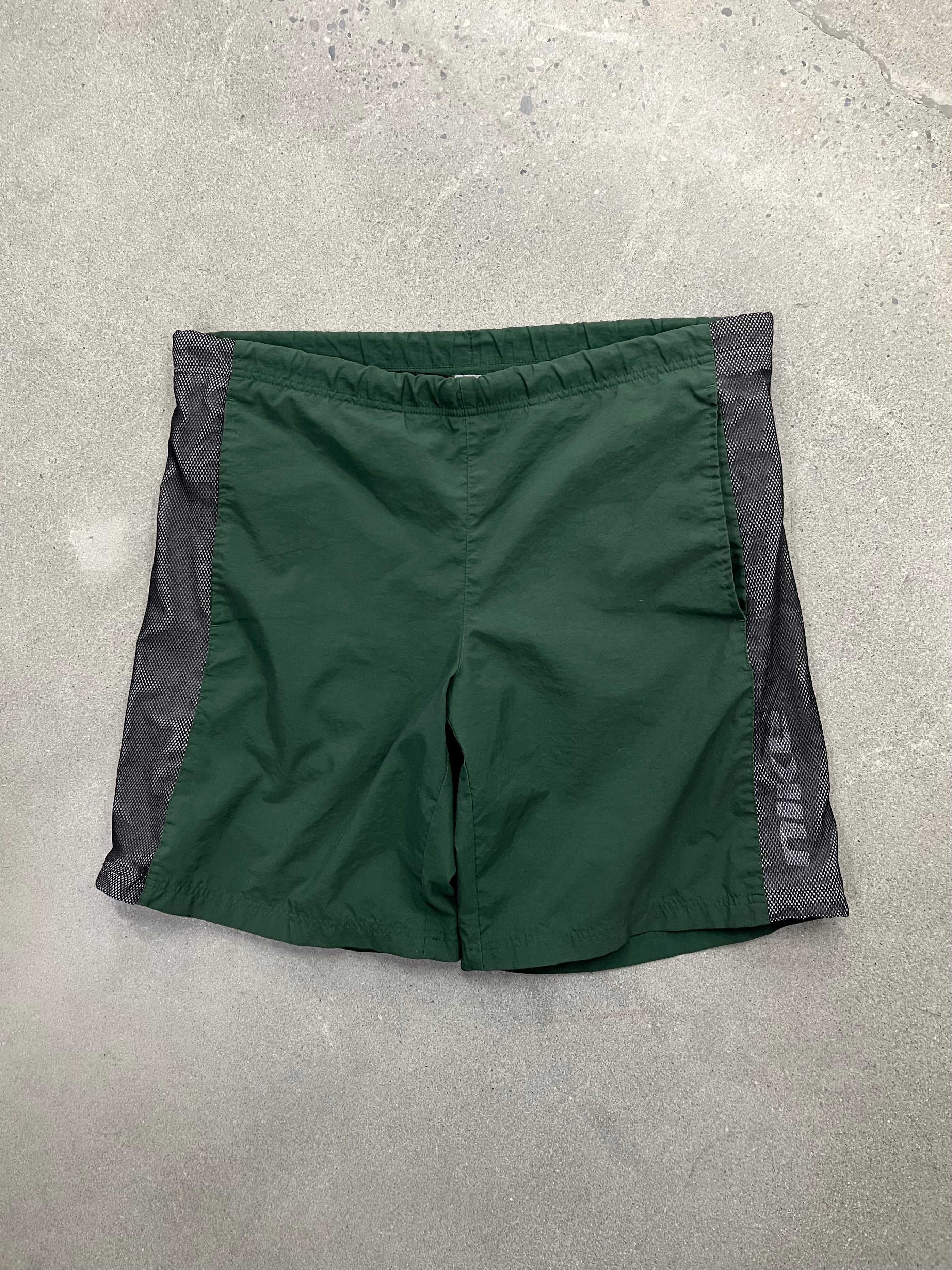 Nike Mesh Shorts - XL