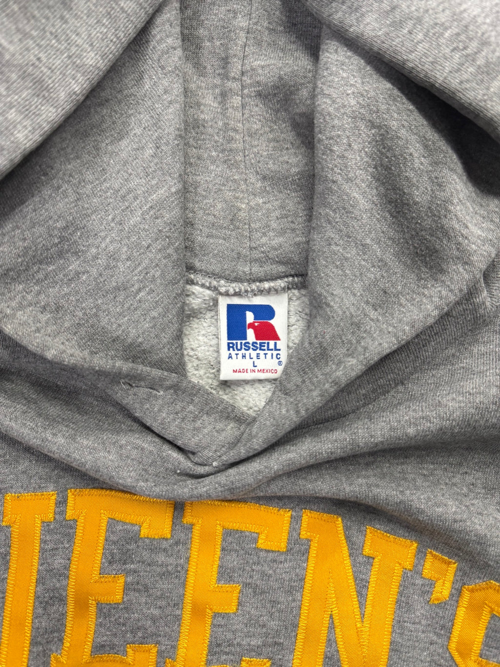 Russell Athletic Queen's University Pullover Hoodie - L