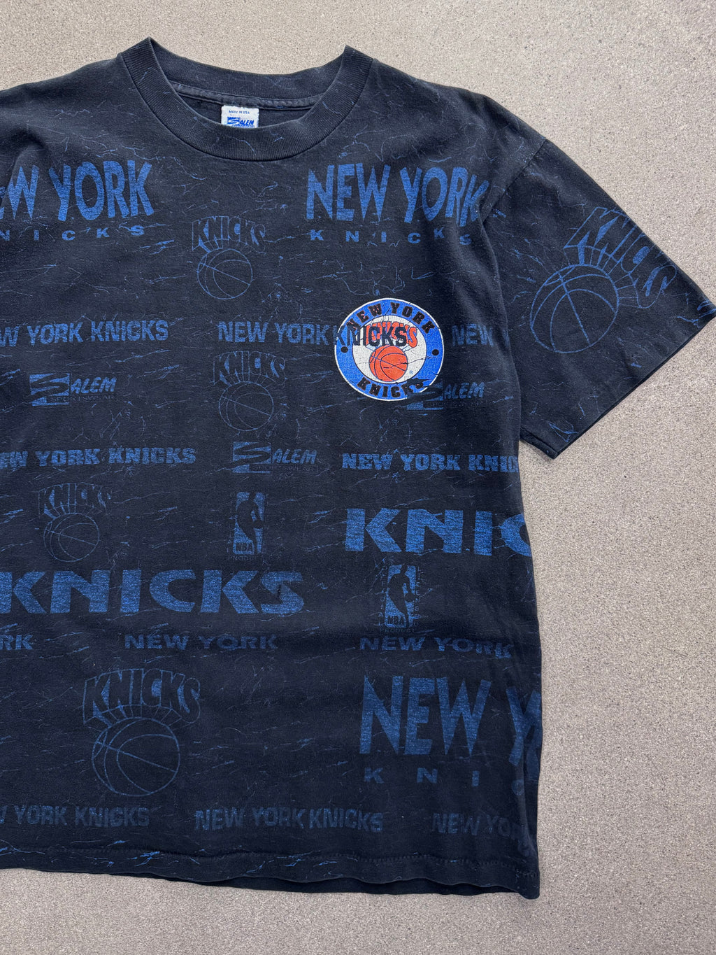Salem Sportswear New York Knicks Allover-Print T-Shirt - L