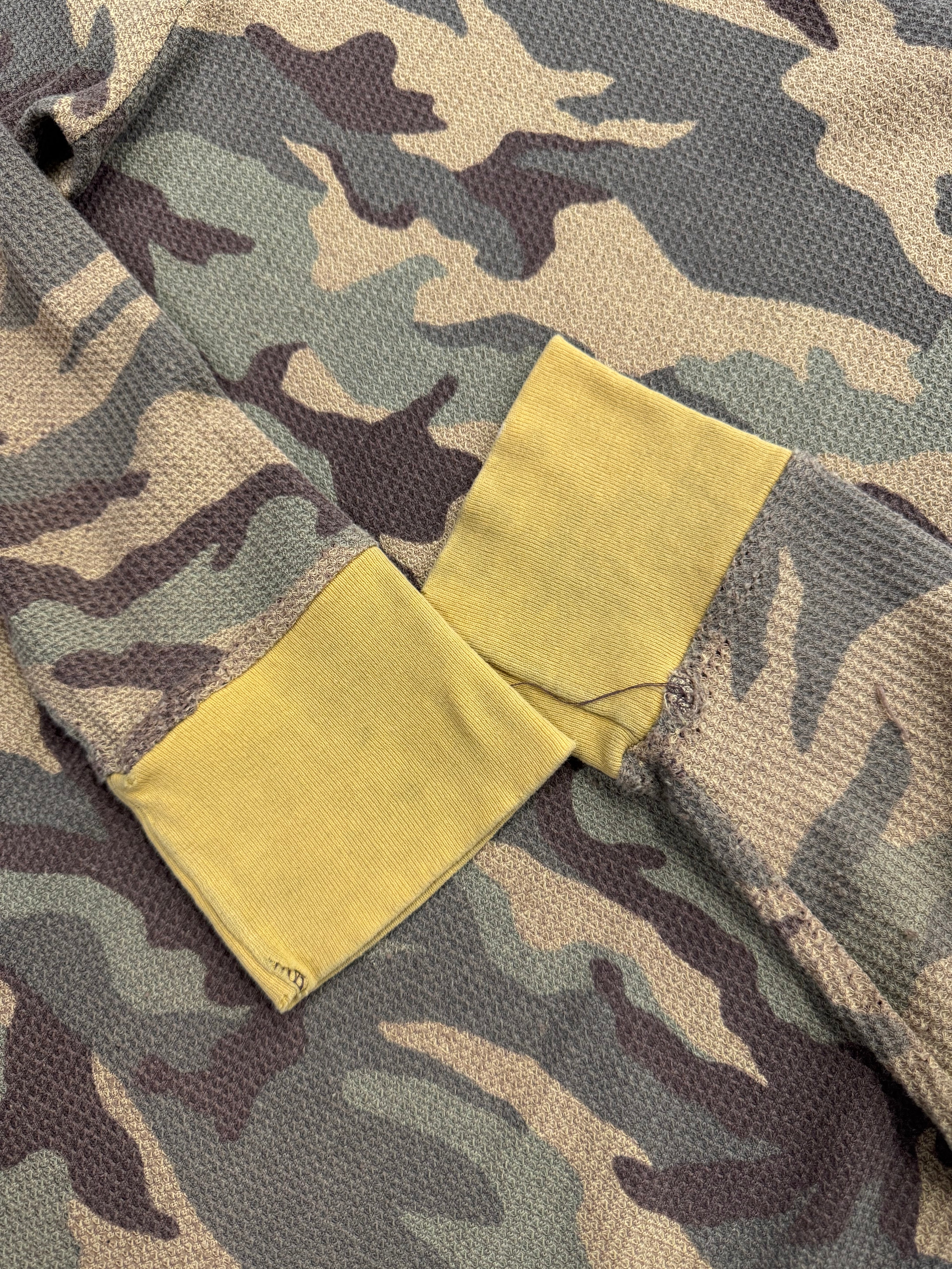 Blank Military Waffle-Knit Camo Long Sleeve Thermal Shirt - L