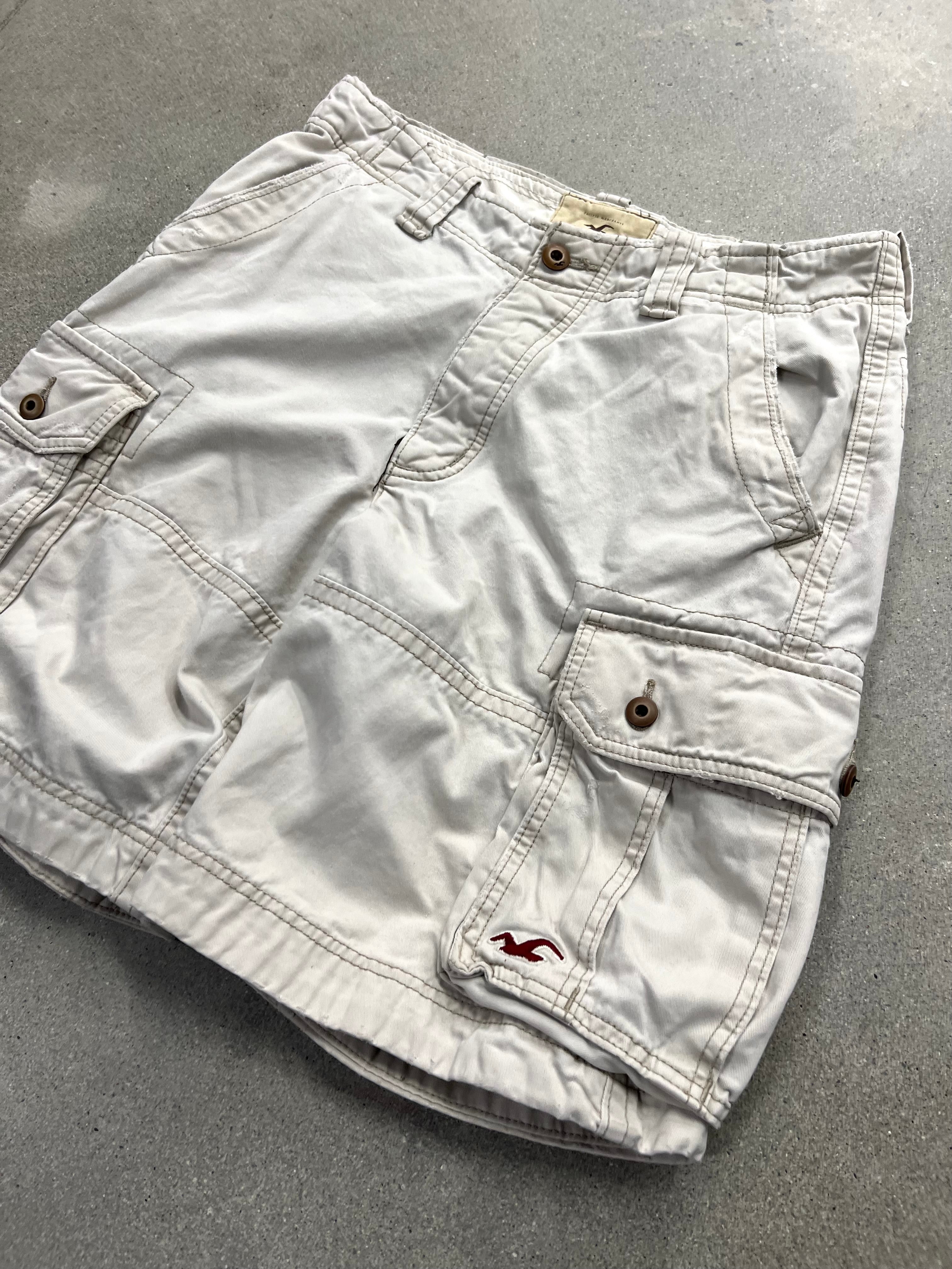 Hollister Baggy Seagull Cargo Shorts - 34”
