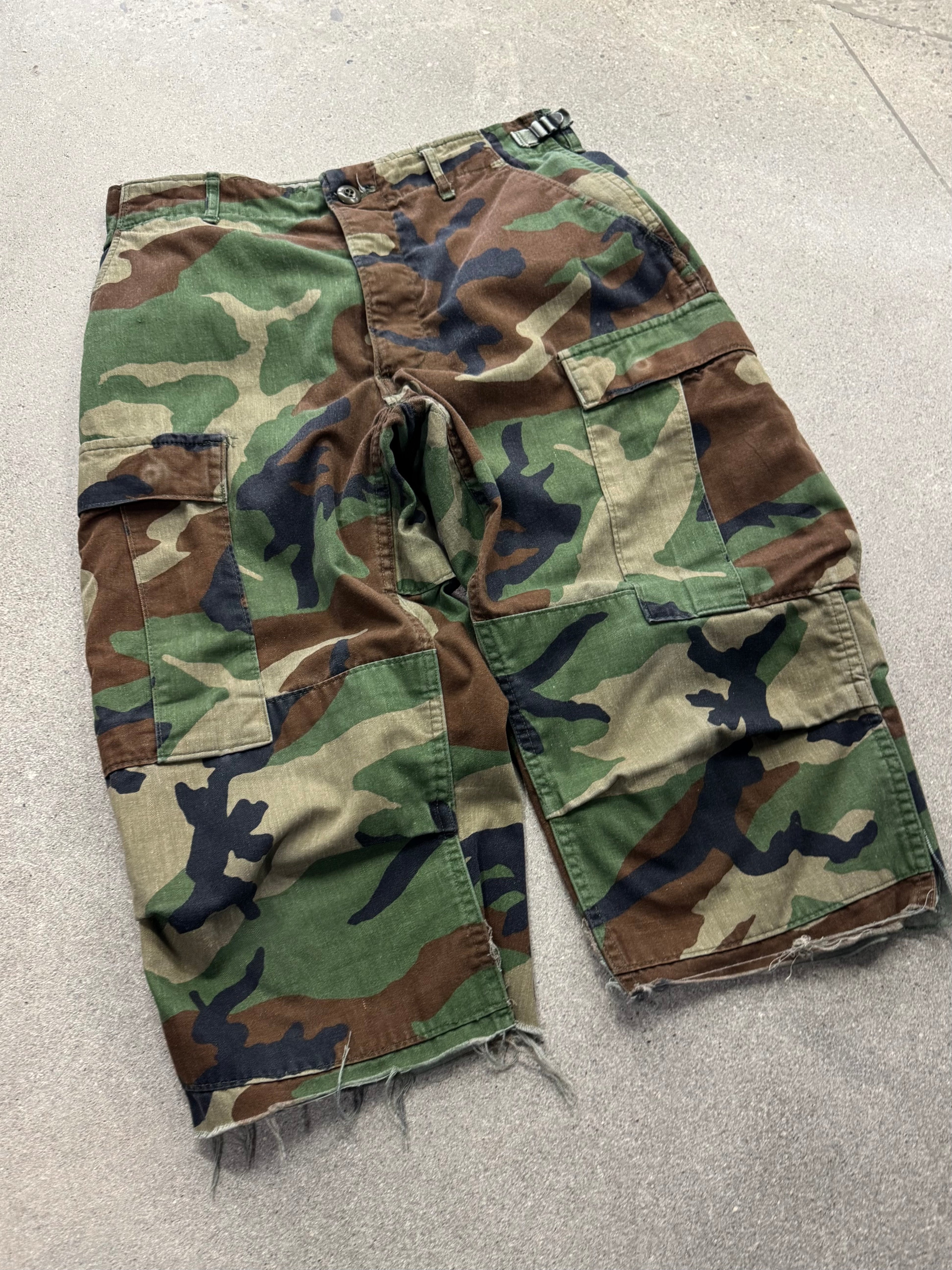 Woodland Camo ARMY Capris - 30”