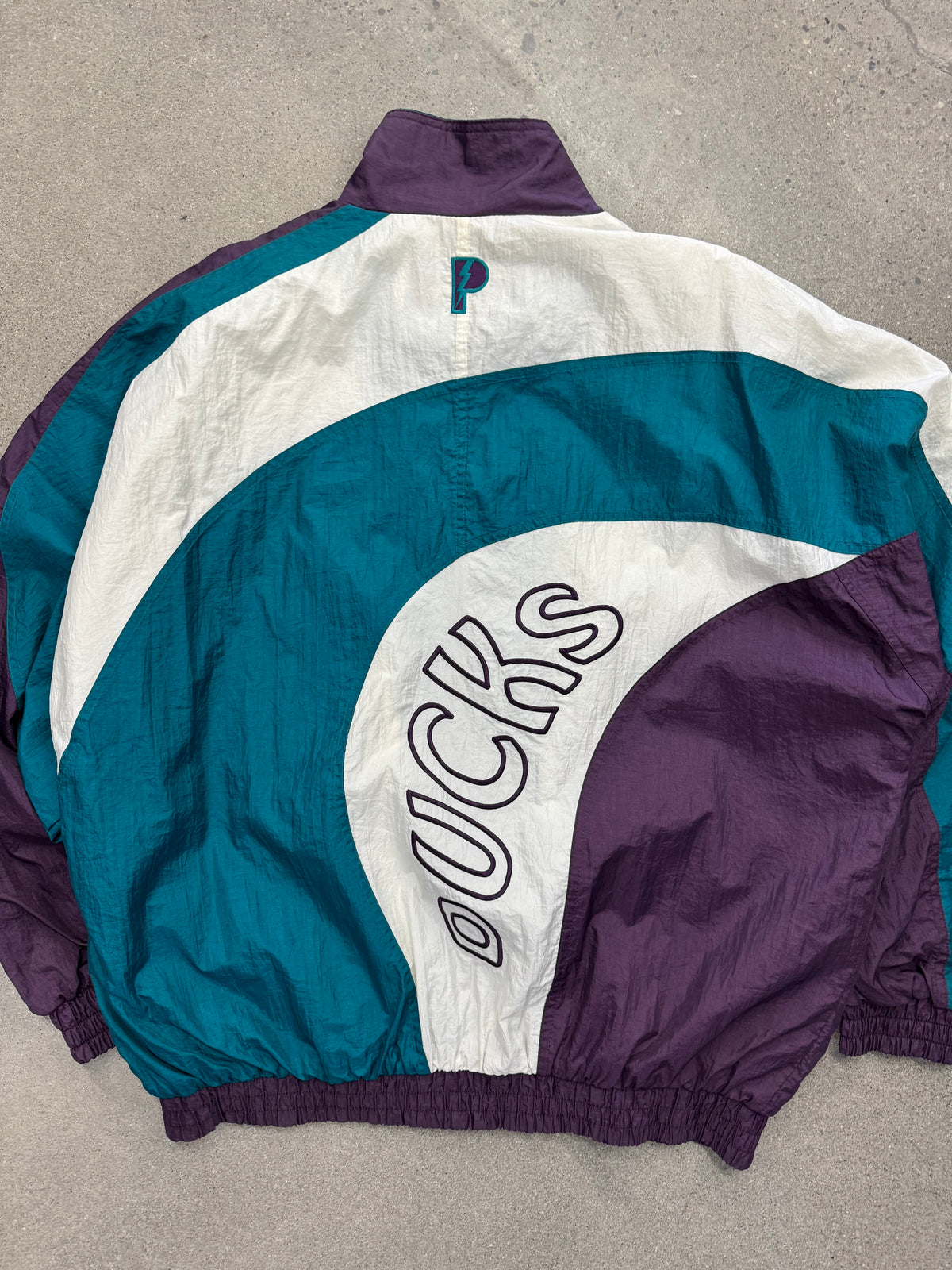 Pro Player Anaheim Mighty Ducks NHL Windbreaker Jacket - L