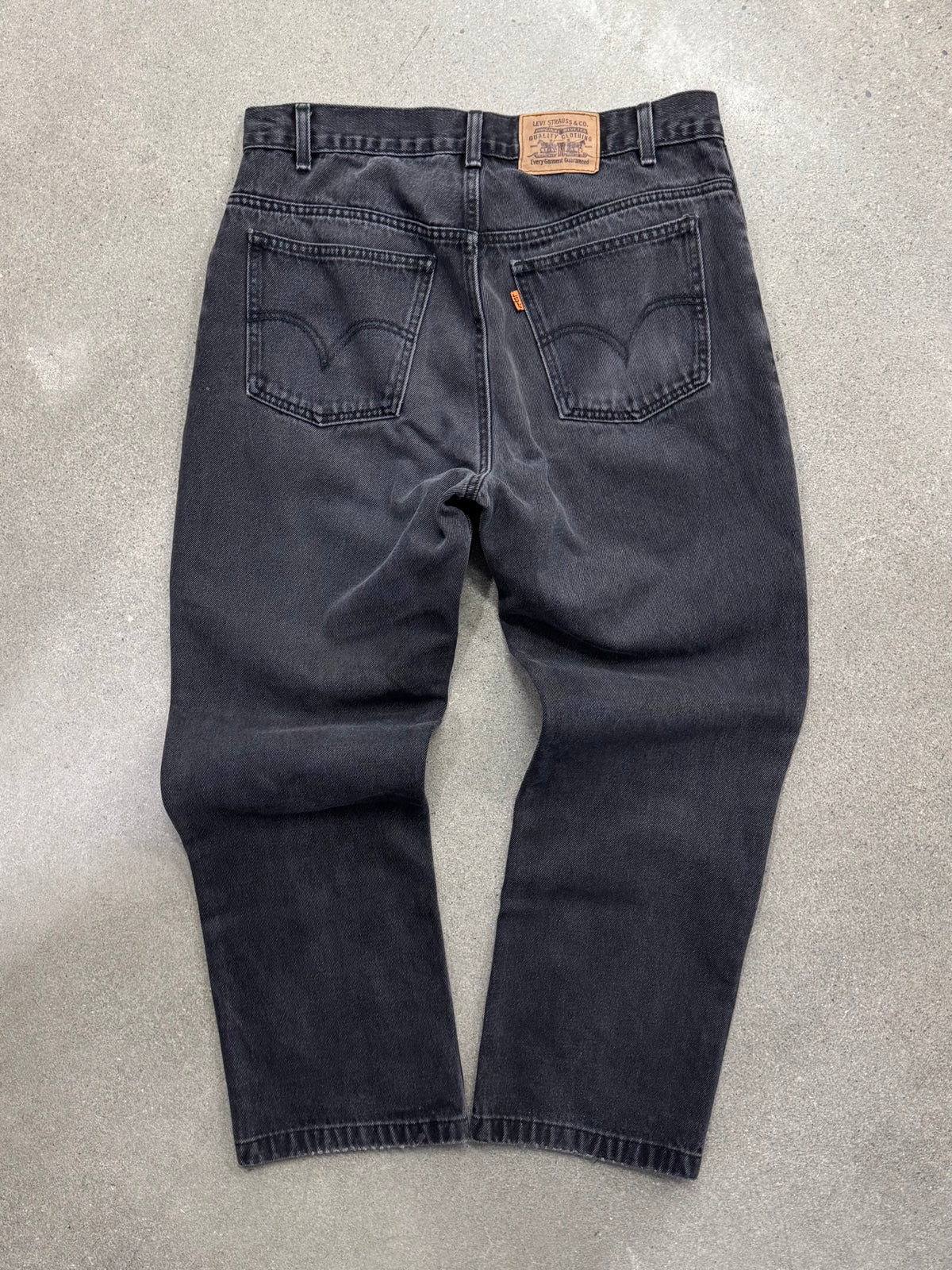 Faded Levi's Orange Tab Jeans - 32"