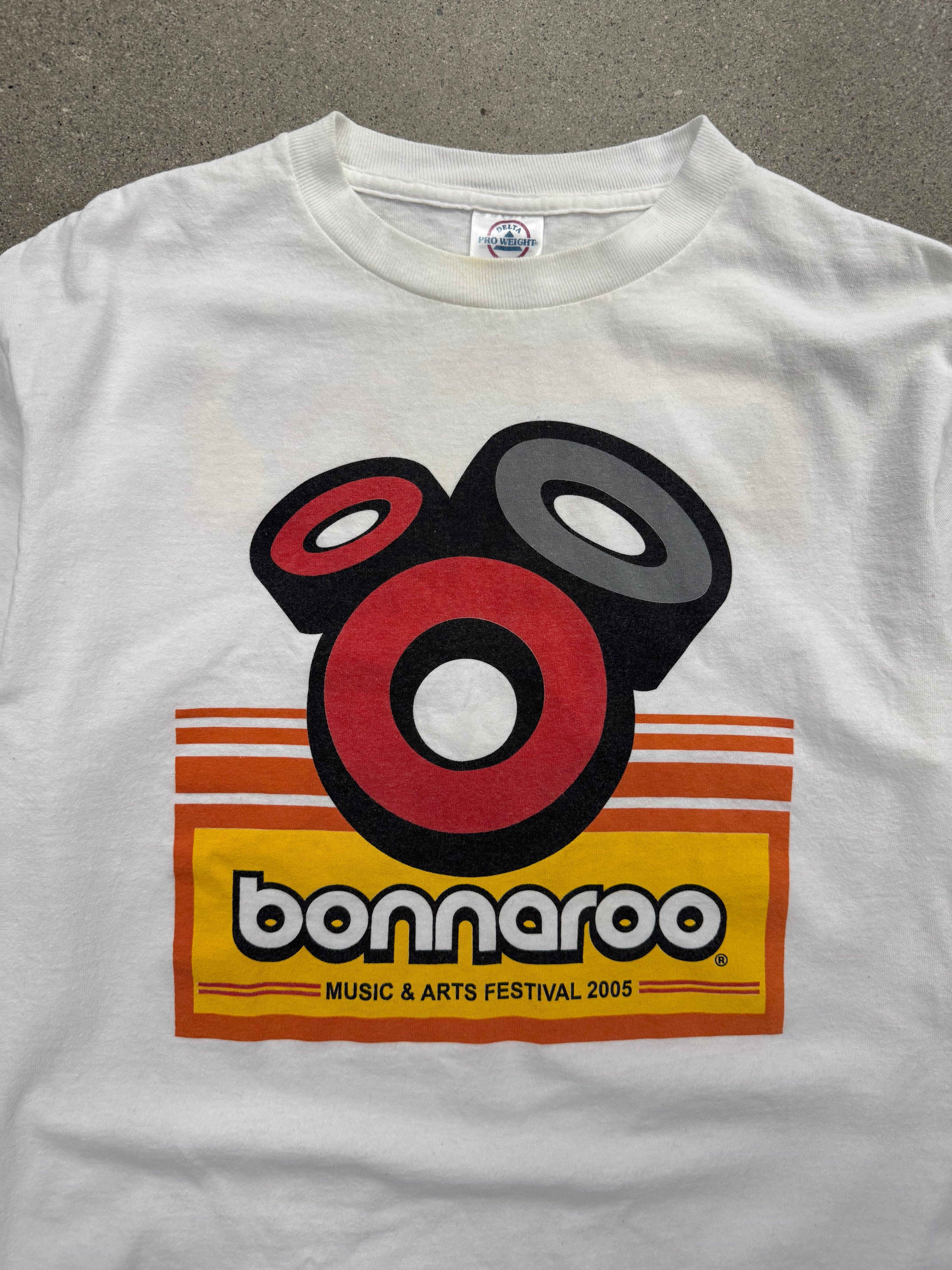 2005 Bonnaroo Music & Arts Festival T-Shirt - M
