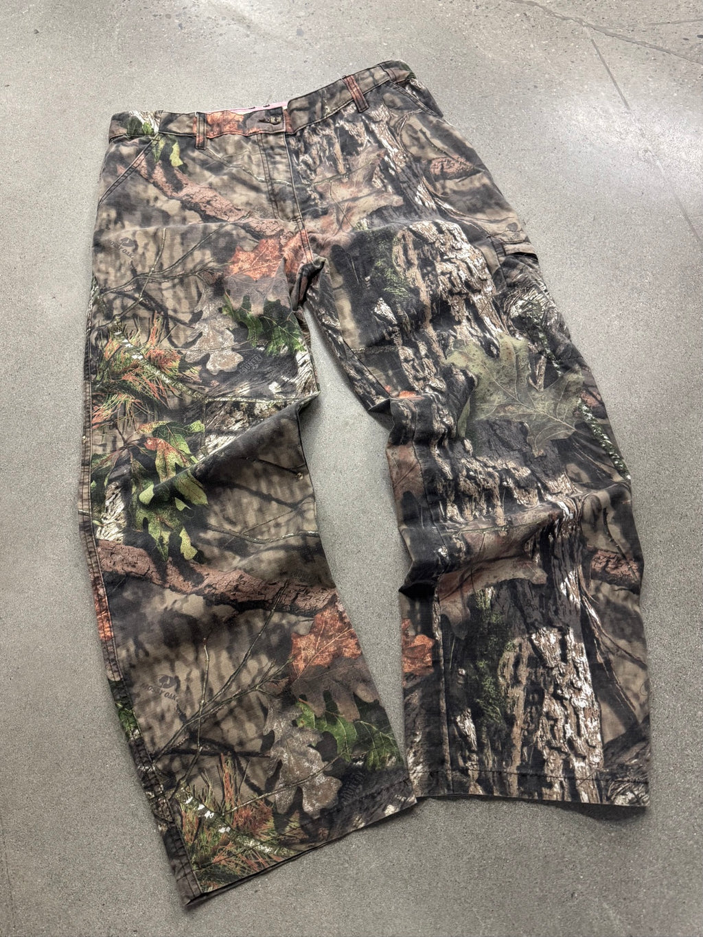 Rustic Ridge Mossy Oak Camo Cargo Pants - 36"