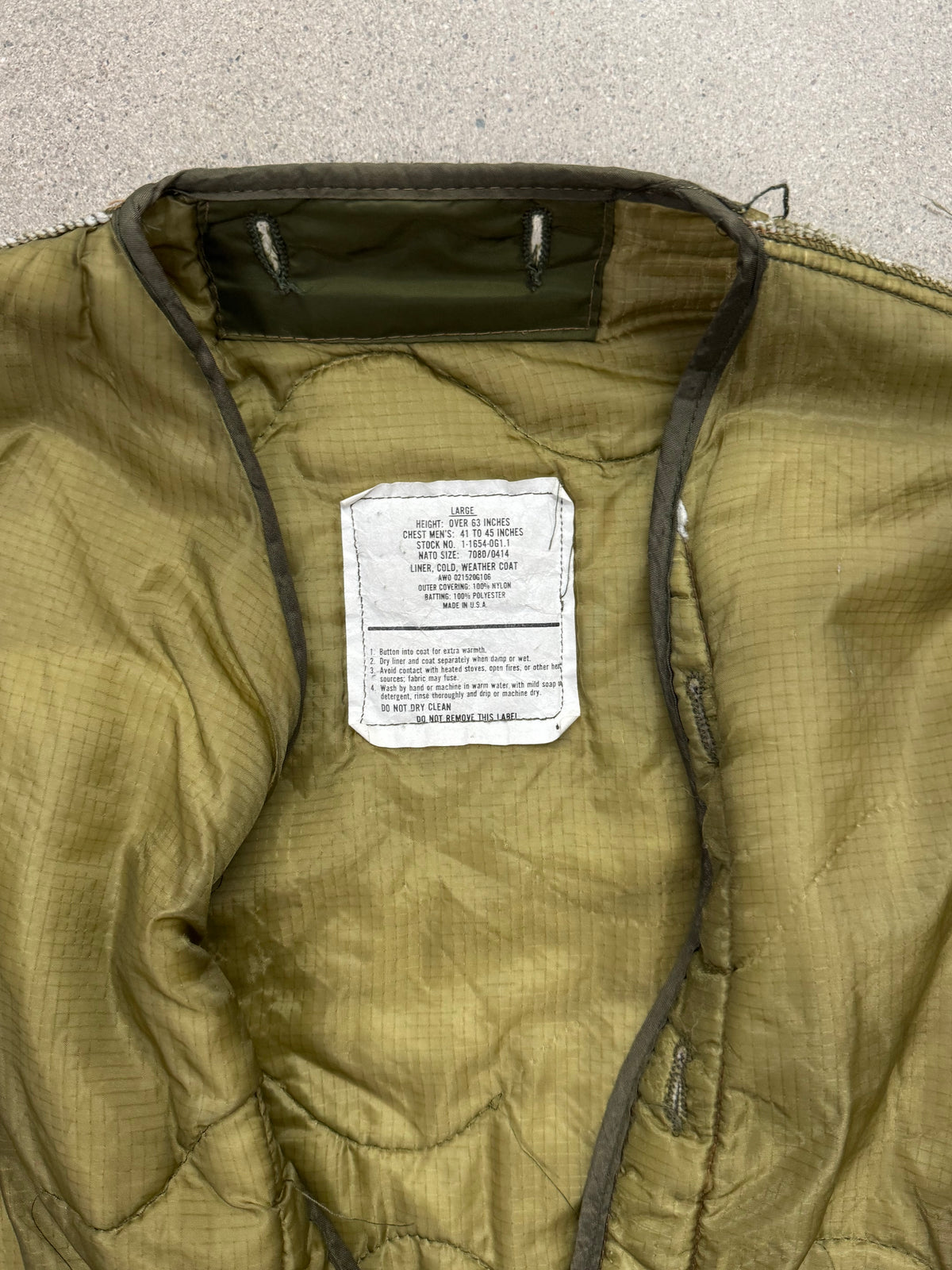 U.S. ARMY M-65 Quilted Field Jacket Liner - L