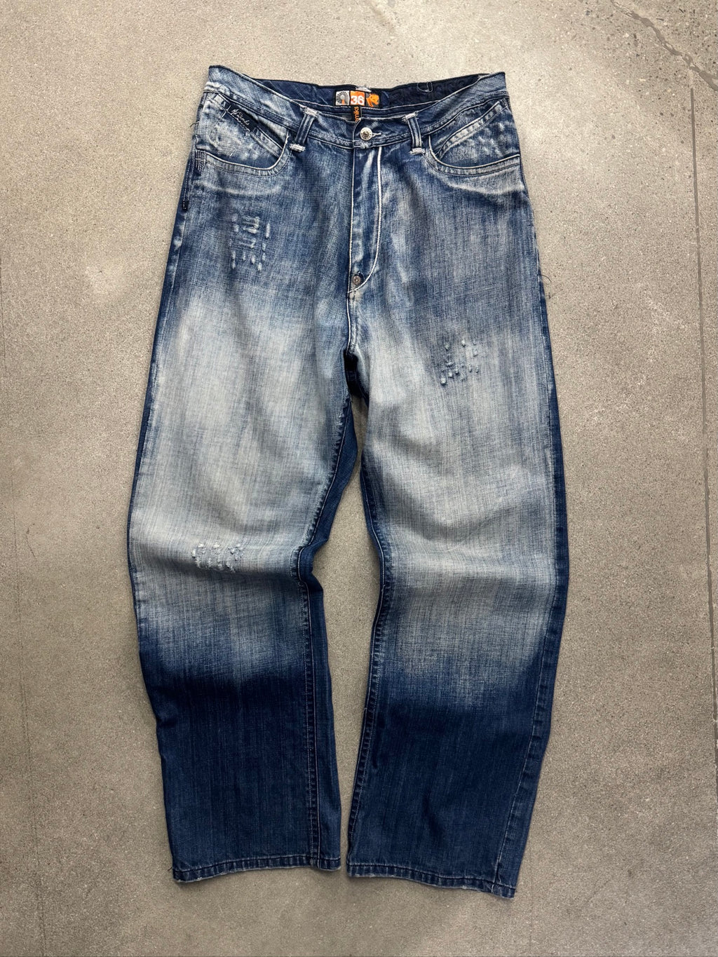 Akademiks Faded & Baggy Jeans - 35"