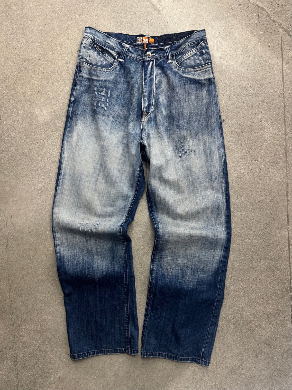 Akademiks Faded & Baggy Jeans - 35"